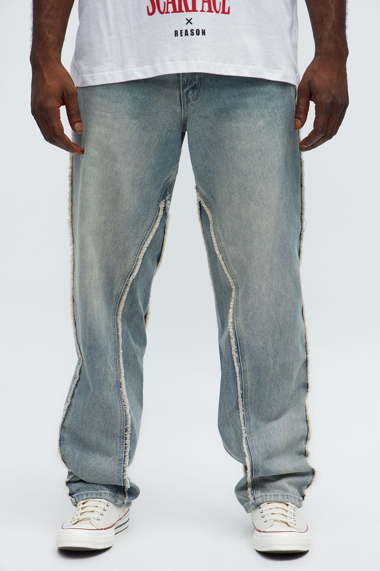 Relaxed Straight Lowkey That Fray Jeans - Vintage Blue Wash