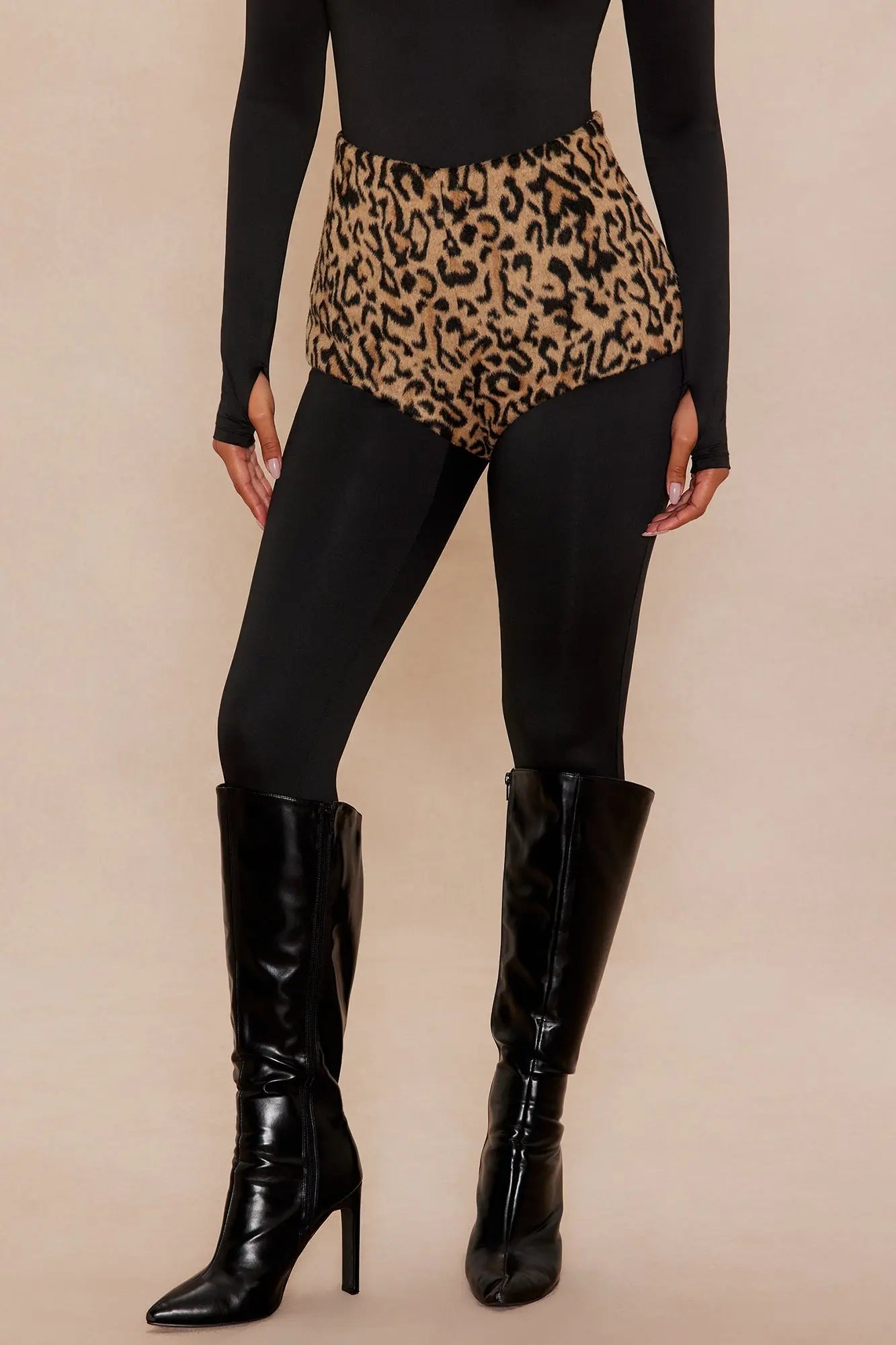 Tanesha Wool Short - Leopard