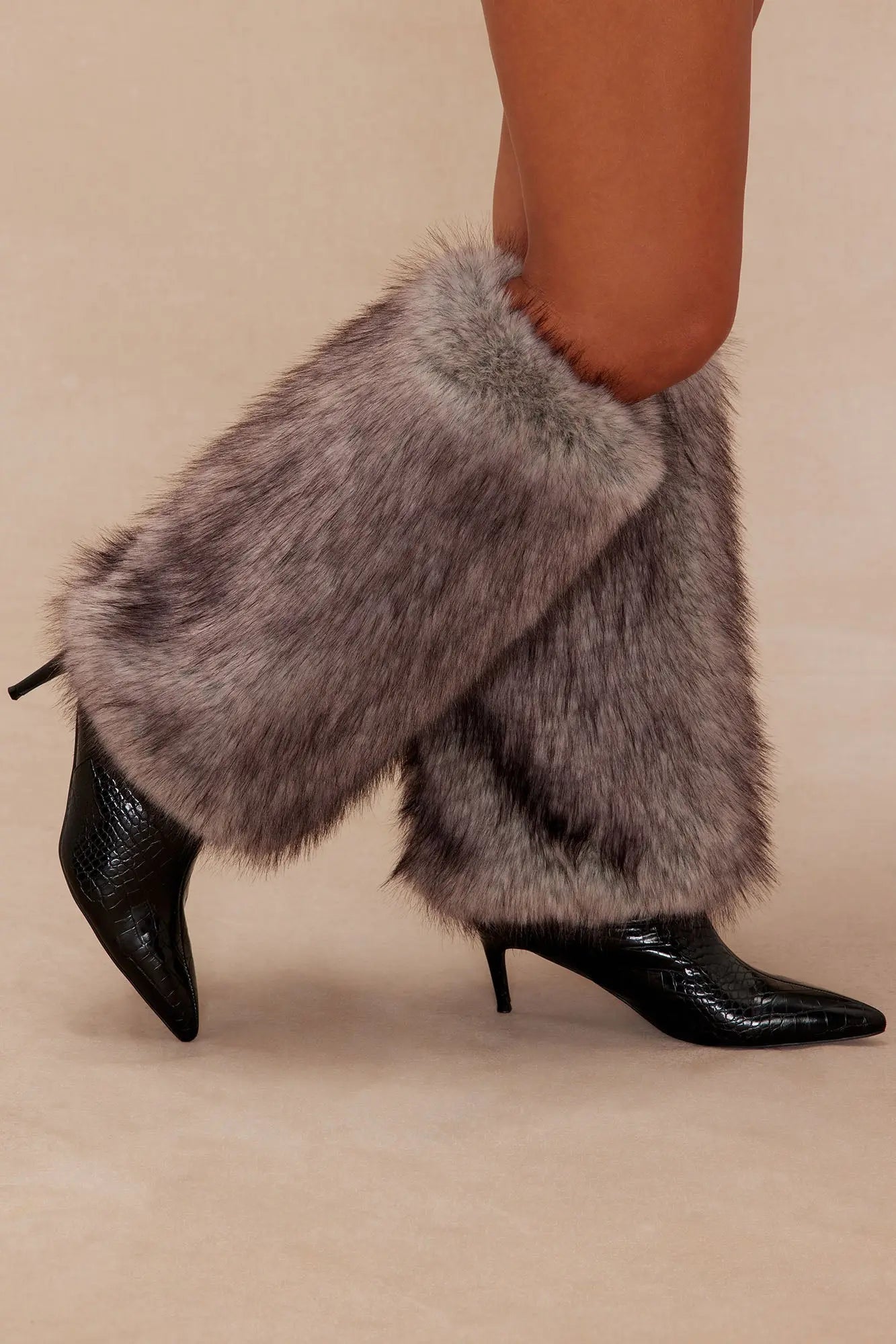 Noa Faux Fur Leg Warmers - Grey