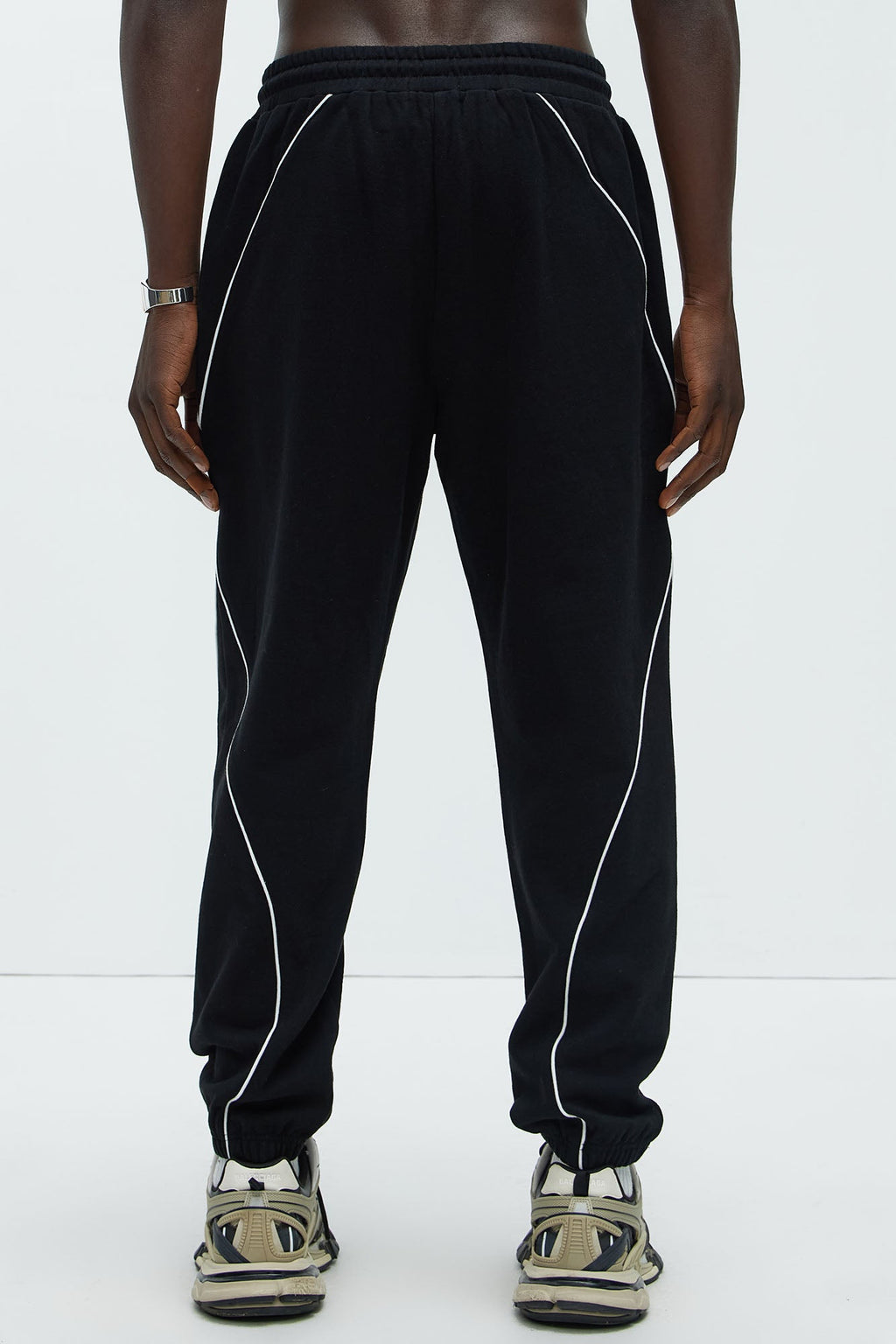 Tyson Piping Relaxed Jogger - Black