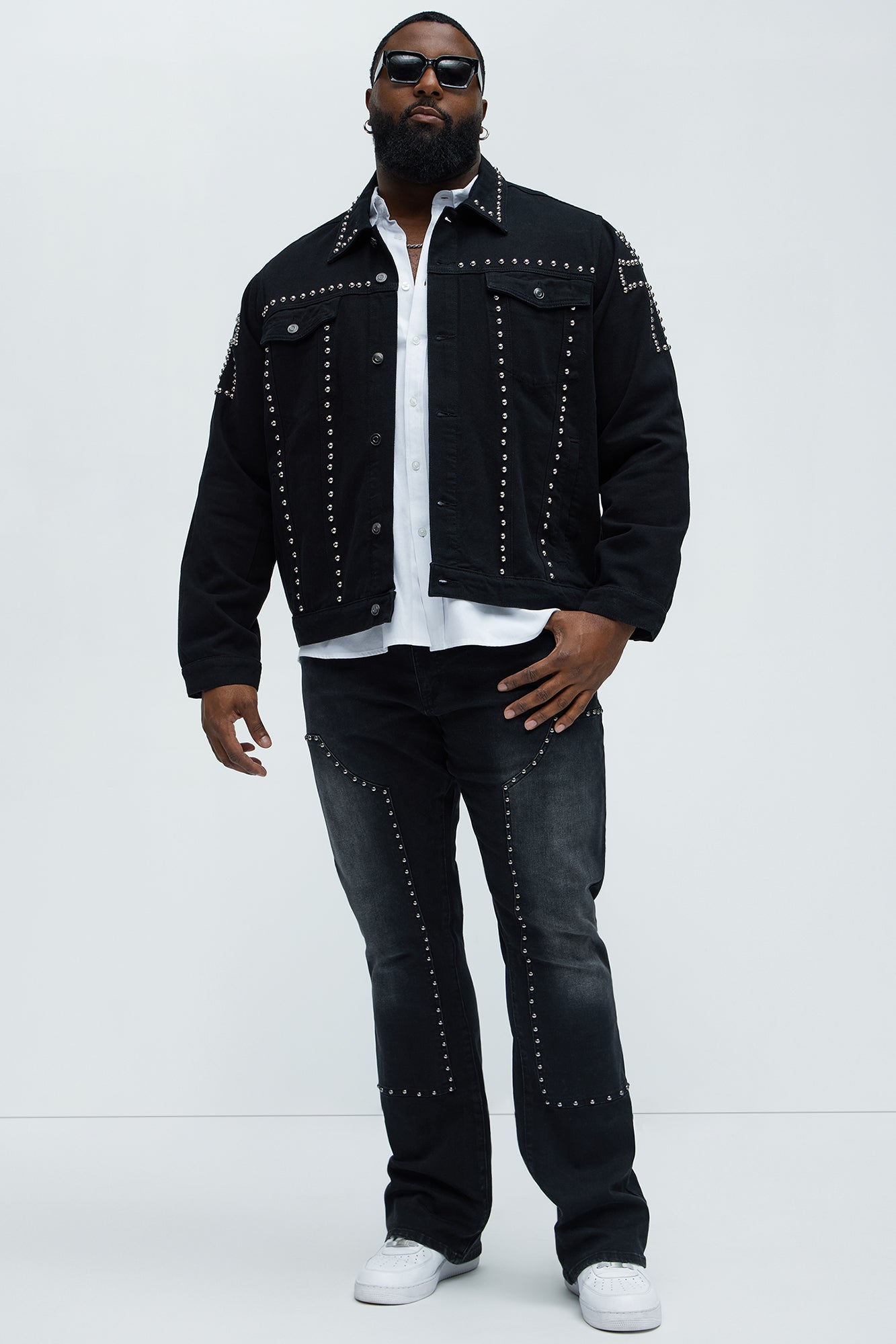 Rivetting Studded Stacked Slim Flare Jeans - Black