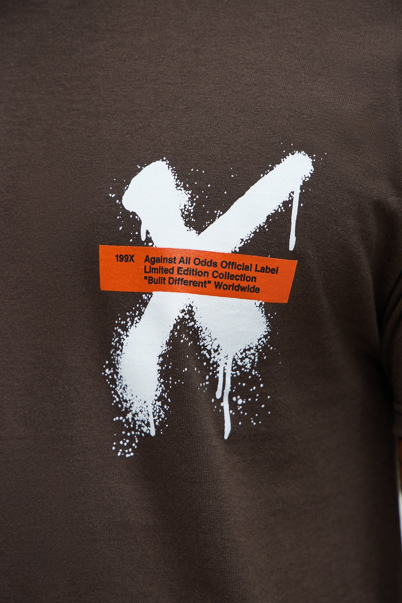 X Graffiti Short Sleeve Crew Neck T shirt - Brown