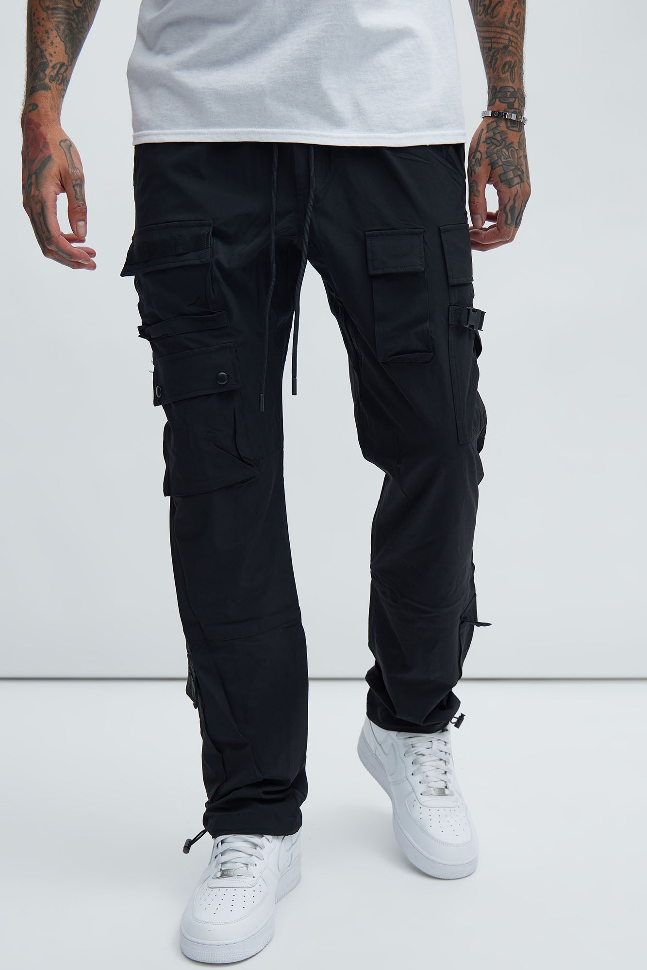 Versatile Slim Cargo Pants - Black
