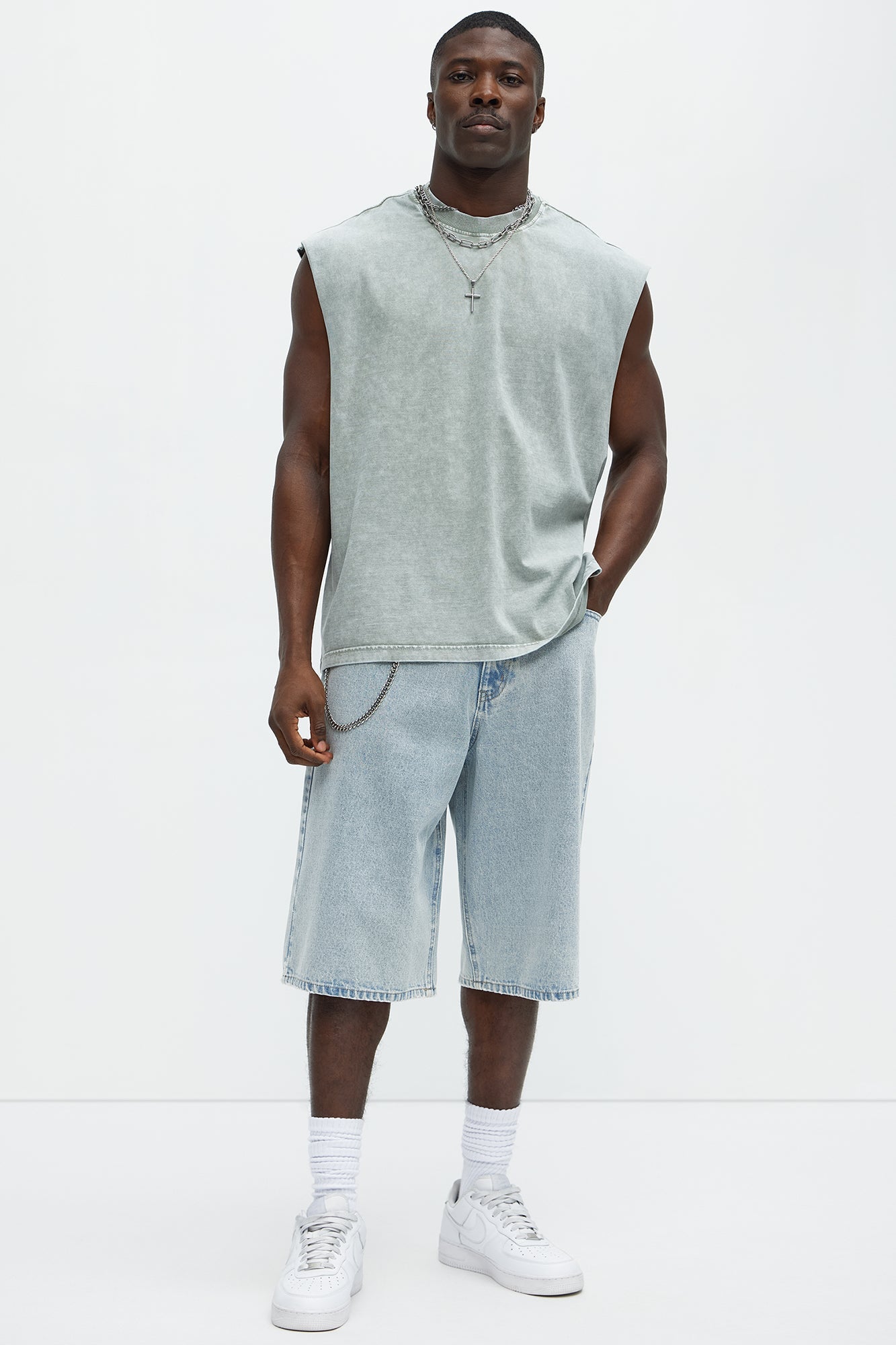 Colin Baggy Denim Short - Light Wash