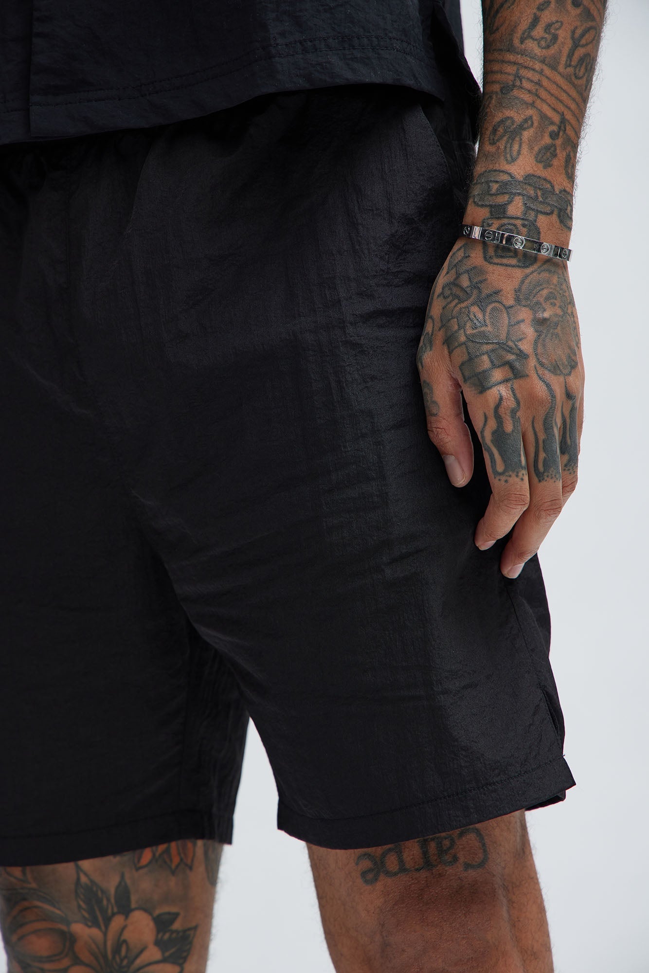 Bro Down Shorts - Black