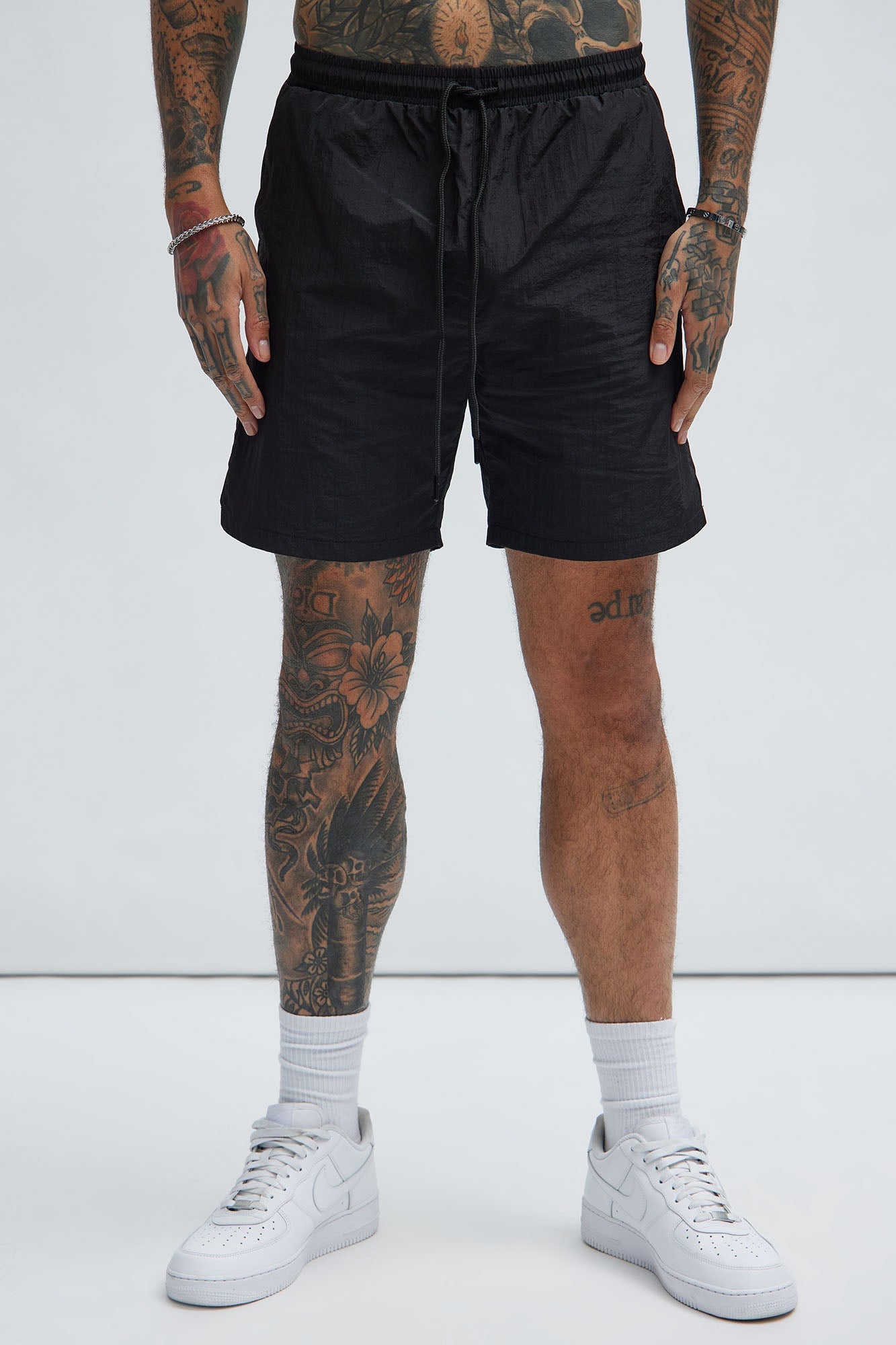 Bro Down Shorts - Black