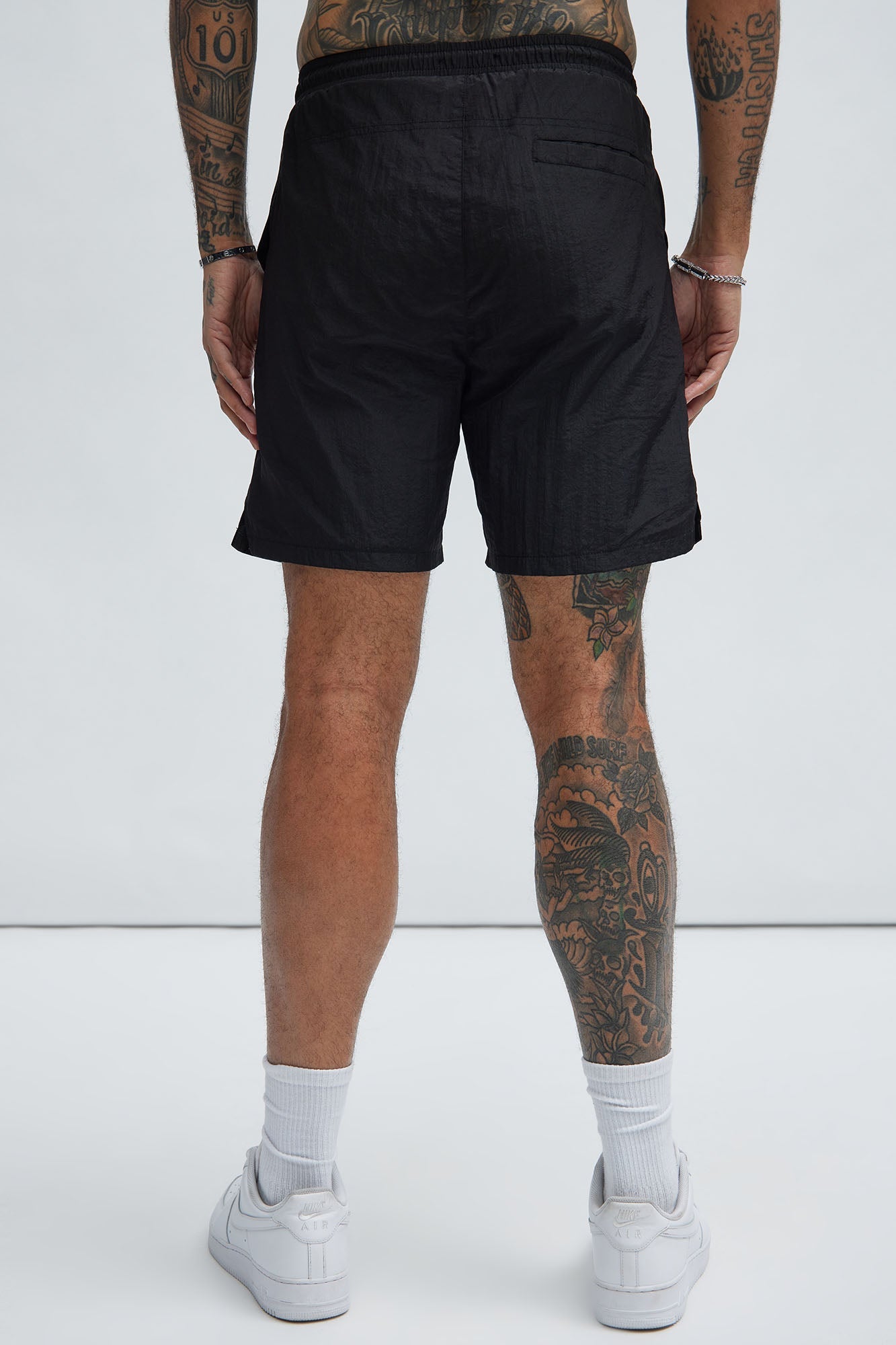 Bro Down Shorts - Black