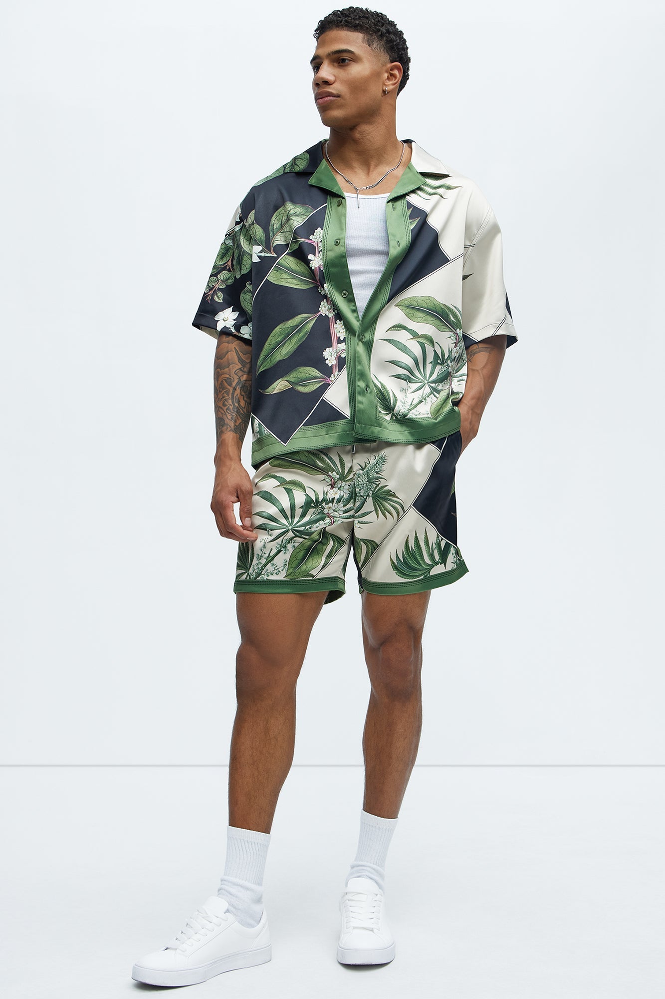 Agrarian Printed Short - Green/combo
