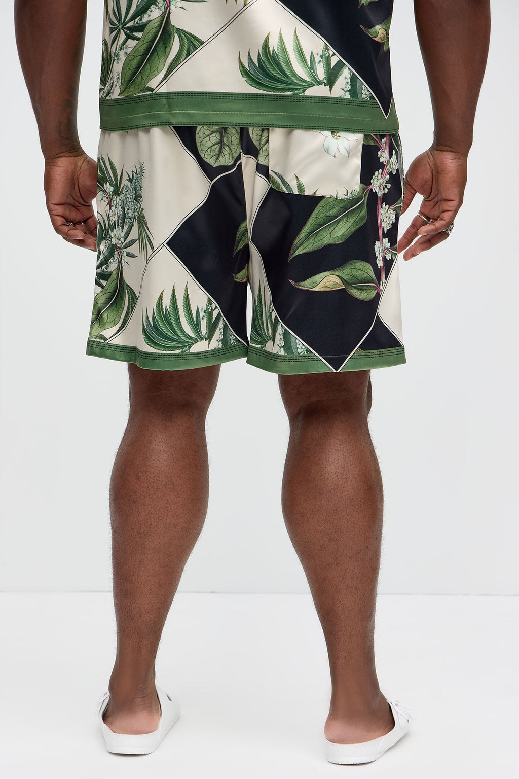 Agrarian Printed Short - Green/combo