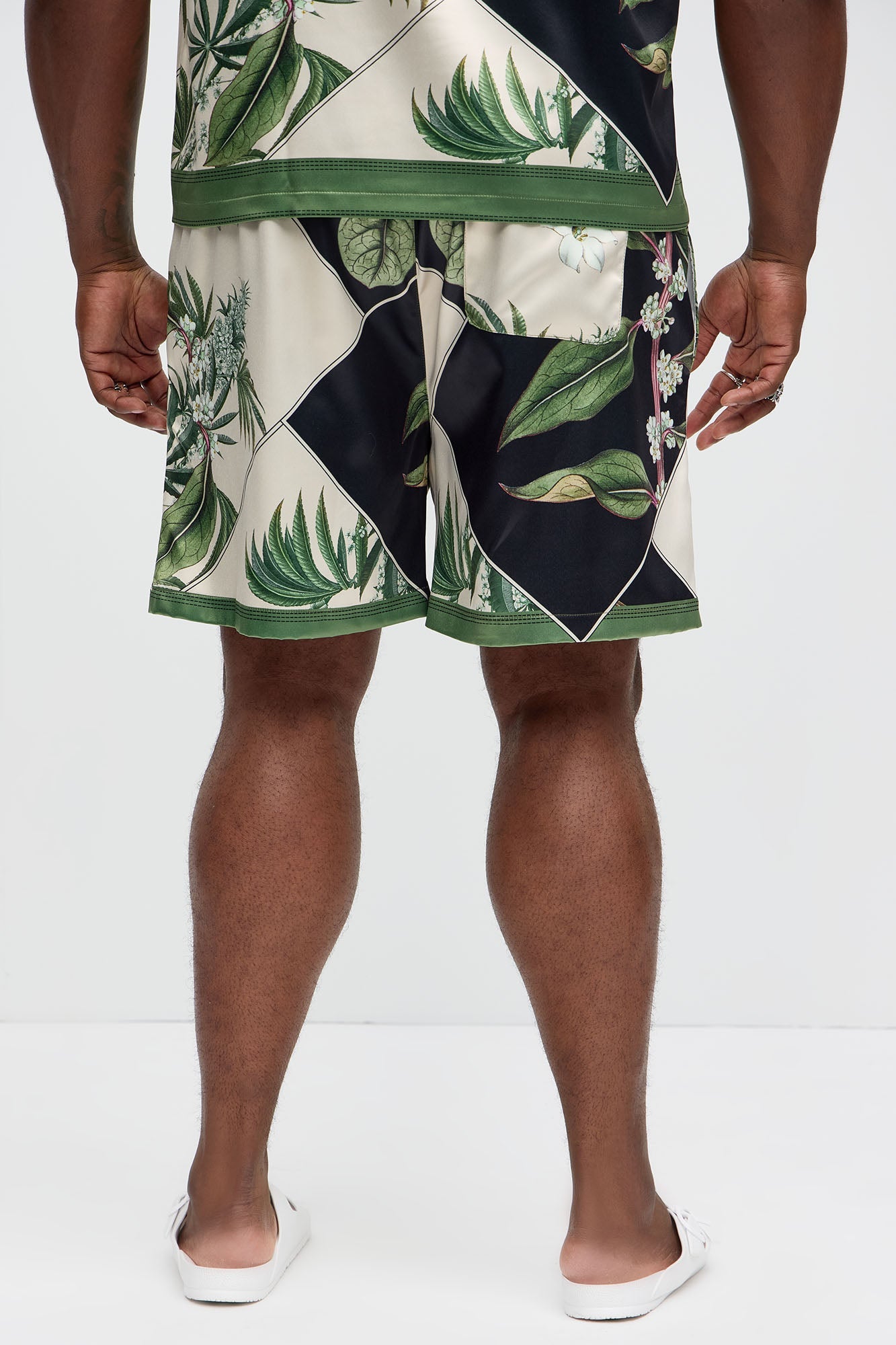 Agrarian Printed Short - Green/combo