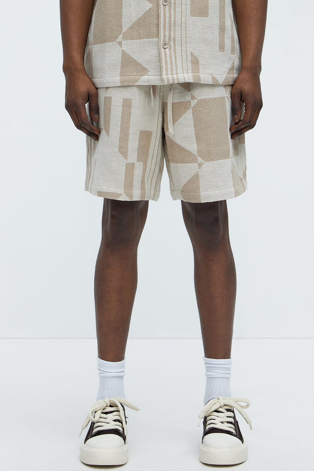 Abstract Relaxed Shorts - Cream/combo
