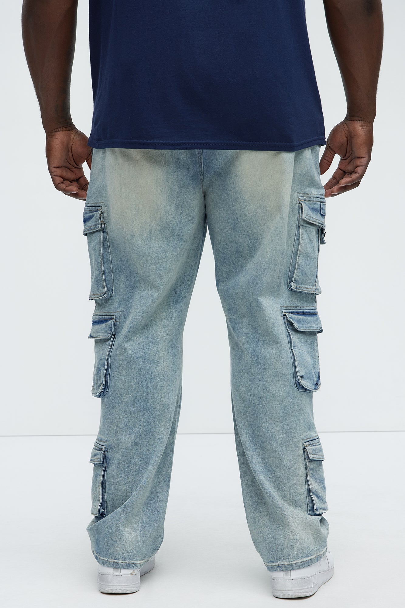 Bidding Straight Cargo Jeans - Light Wash