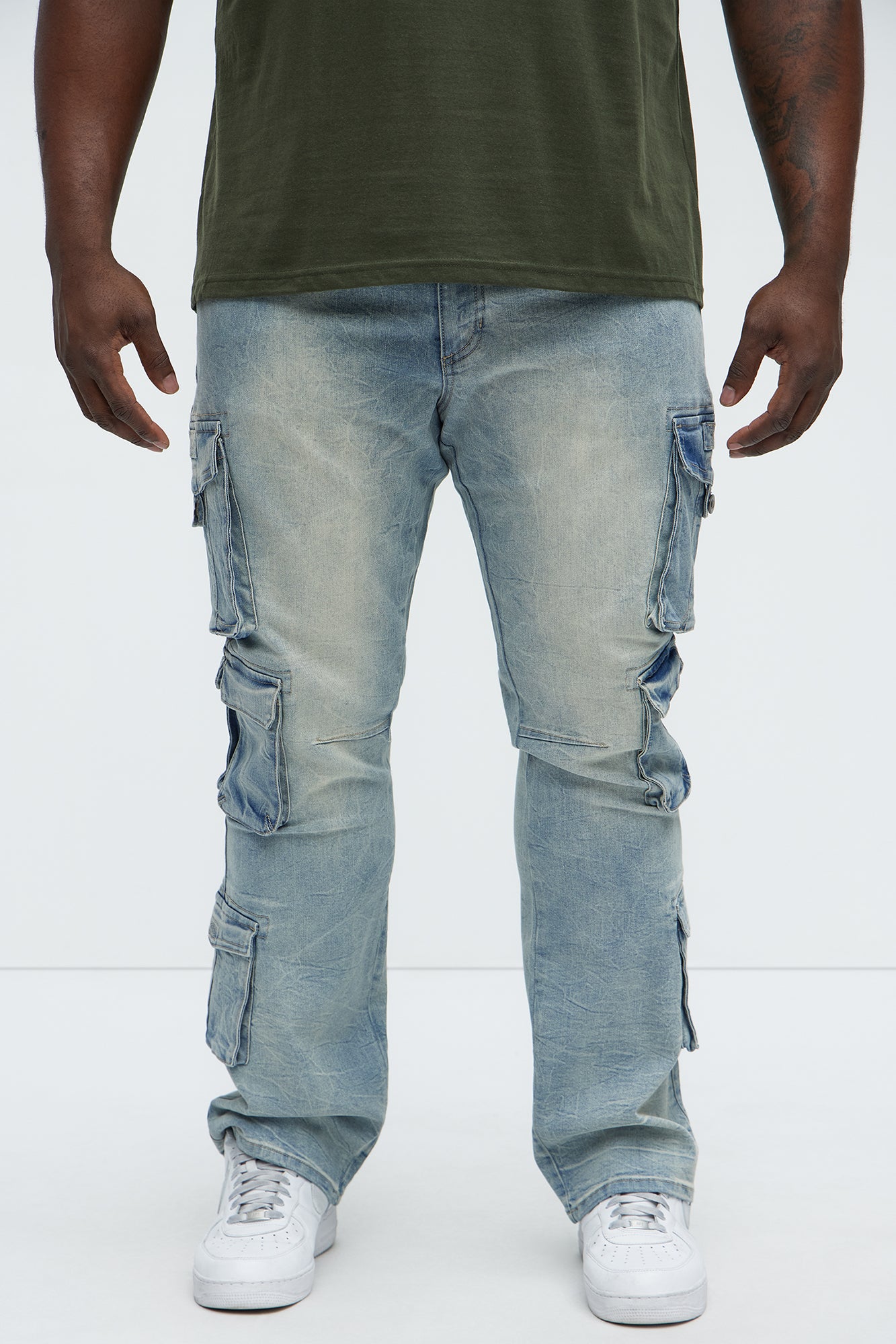 Bidding Skinny Flare Cargo Jeans - Light Wash