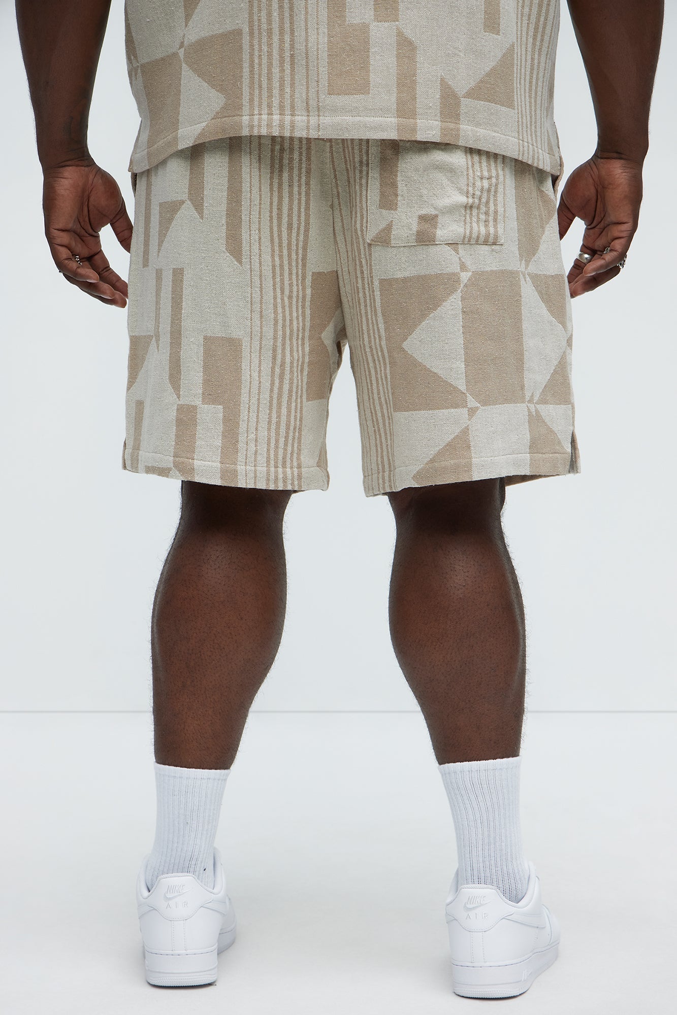 Abstract Relaxed Shorts - Cream/combo