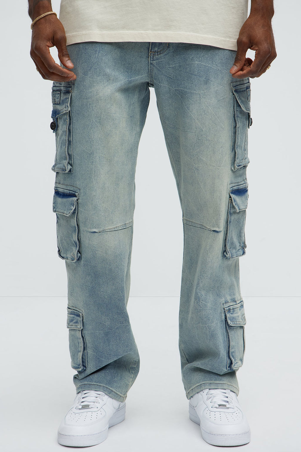 Bidding Straight Cargo Jeans - Light Wash