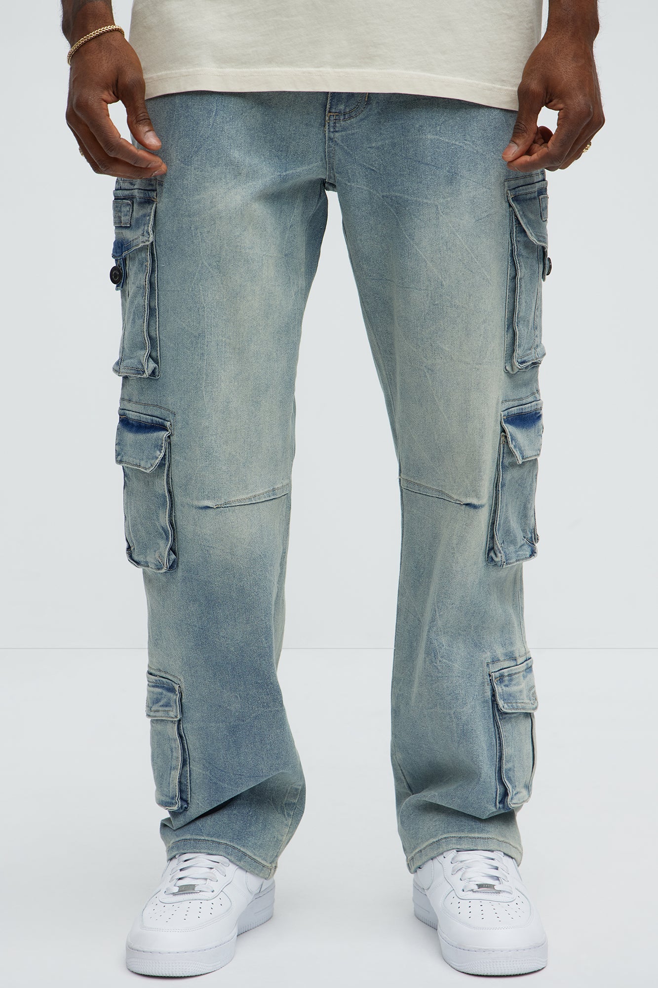 Bidding Straight Cargo Jeans - Light Wash
