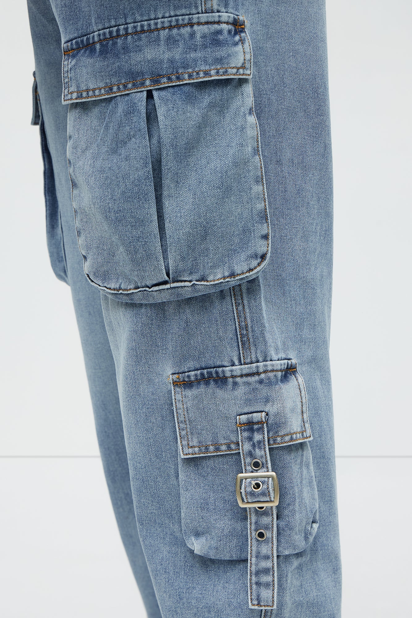 These Streets Cargo Buckle Straps Baggy Jeans - Light Wash