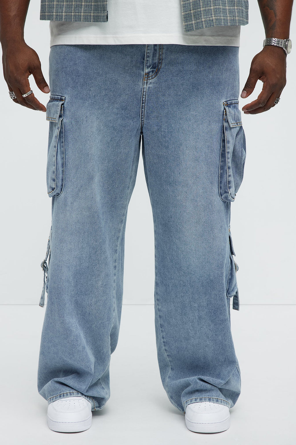 These Streets Cargo Buckle Straps Baggy Jeans - Light Wash