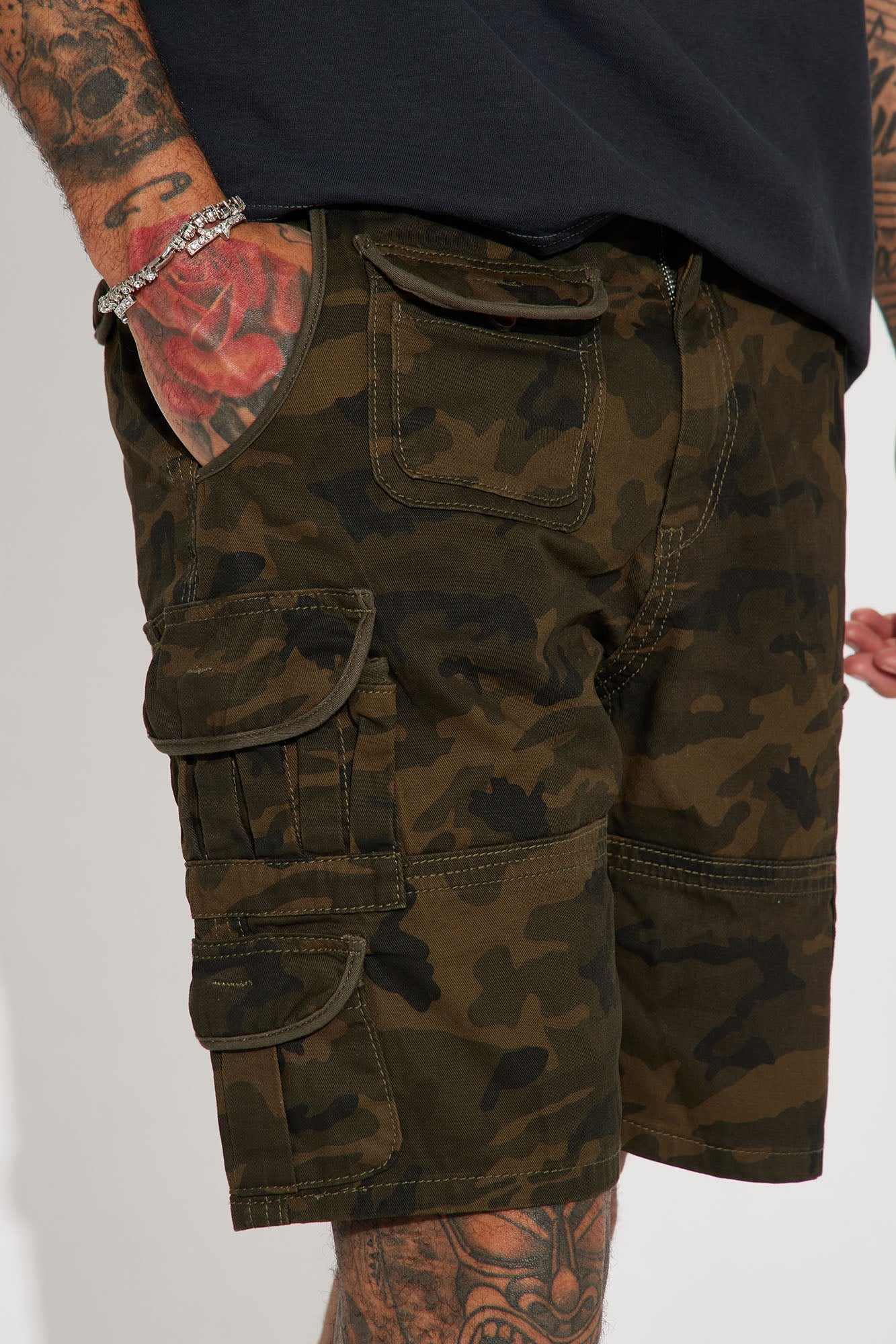 Next Moves Twill Cargo Shorts - Camouflage