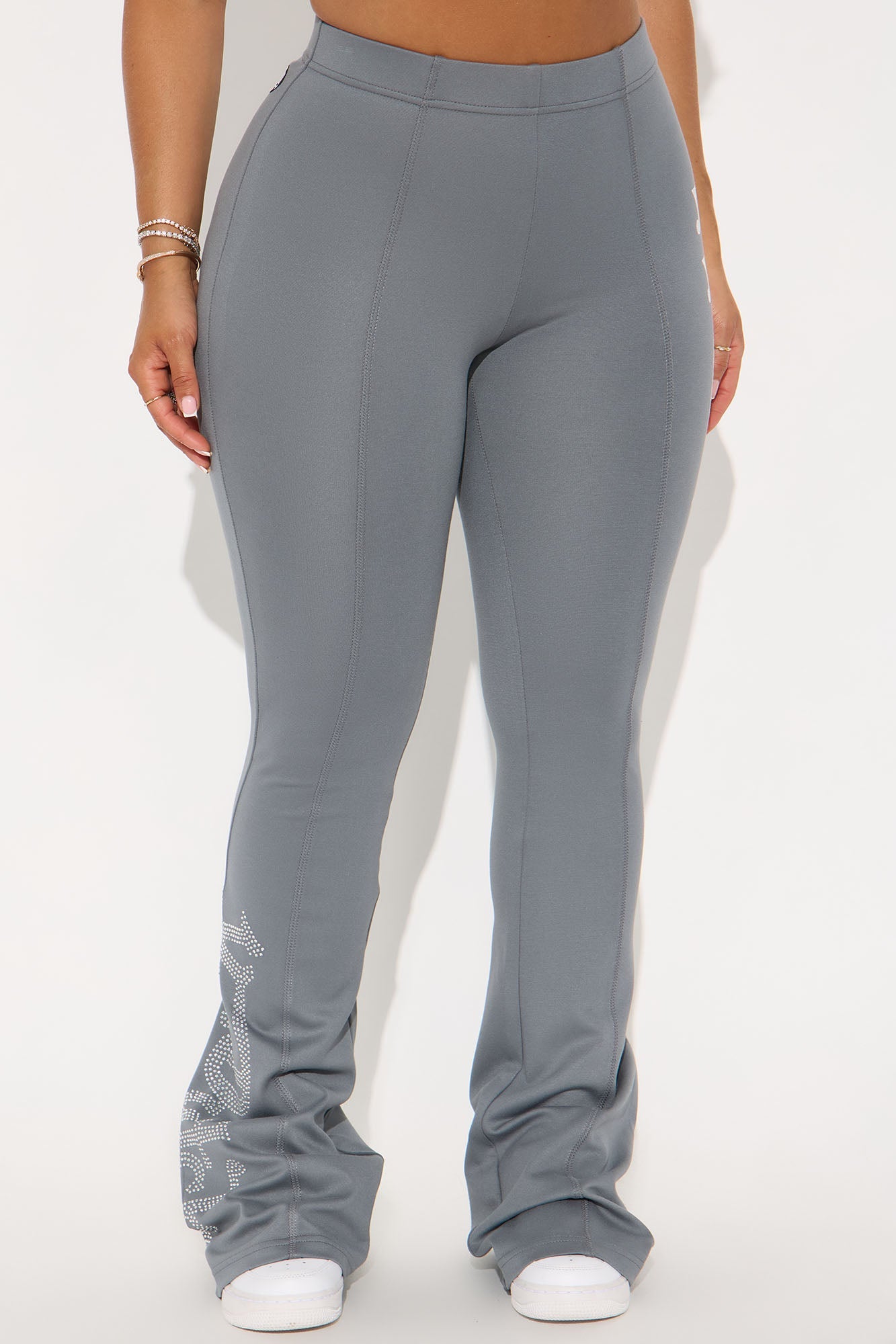 Von Dutch Rhinestone Washed Flared Pant - Charcoal/combo