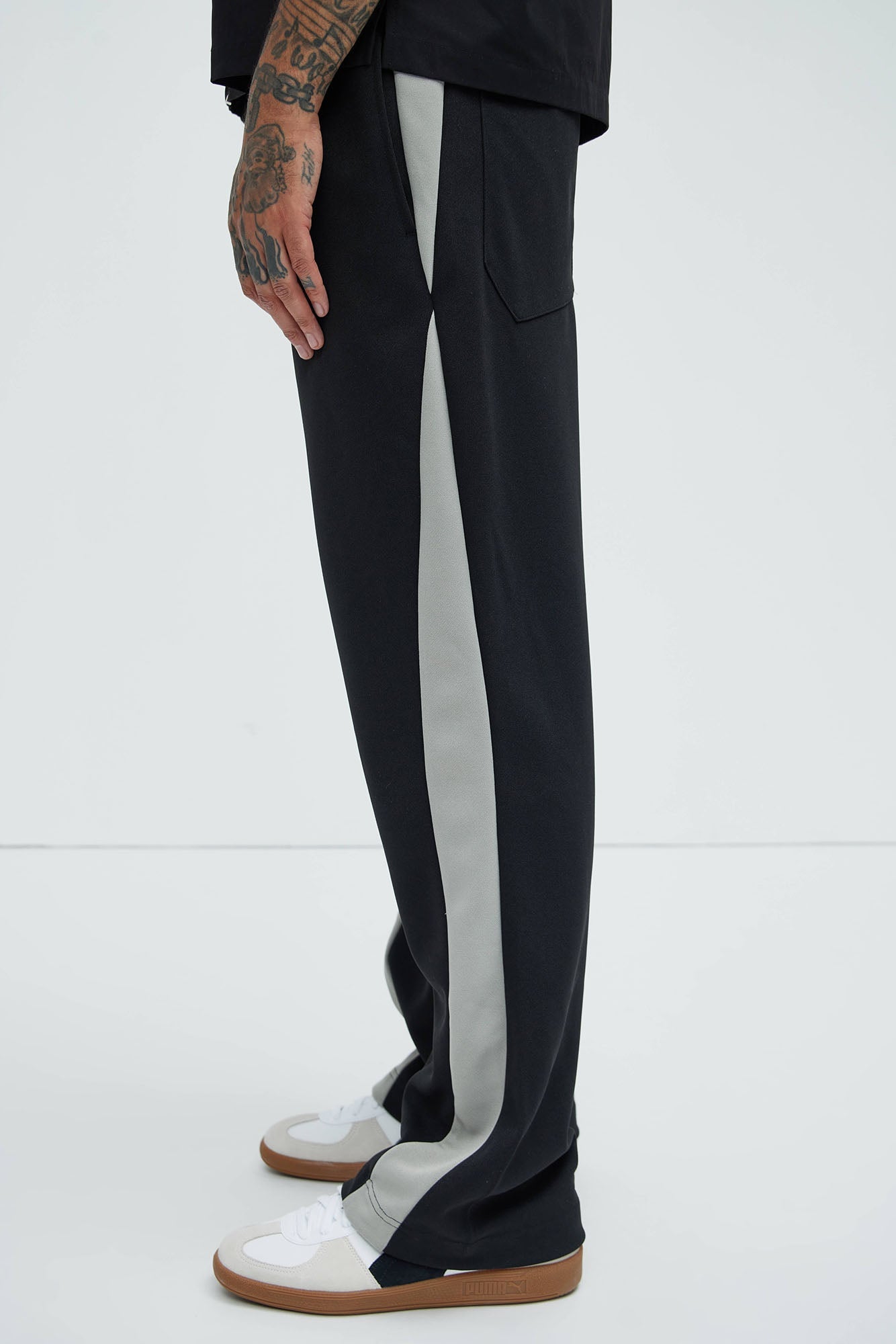 Hopper Relaxed Track Pants - Black