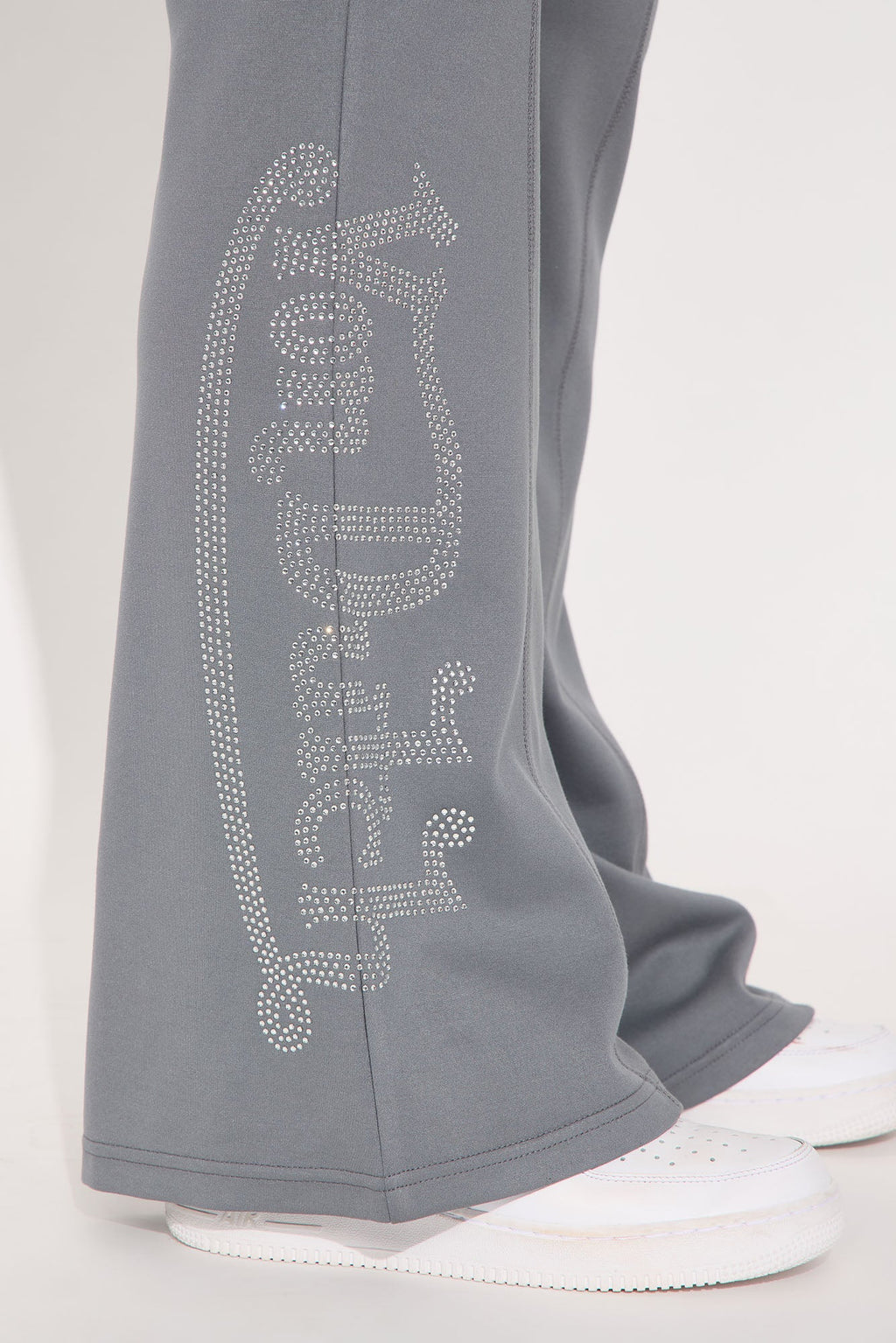 Von Dutch Rhinestone Washed Flared Pant - Charcoal/combo
