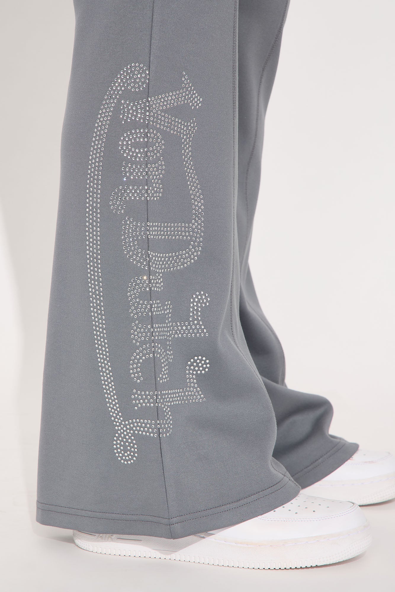 Von Dutch Rhinestone Washed Flared Pant - Charcoal/combo