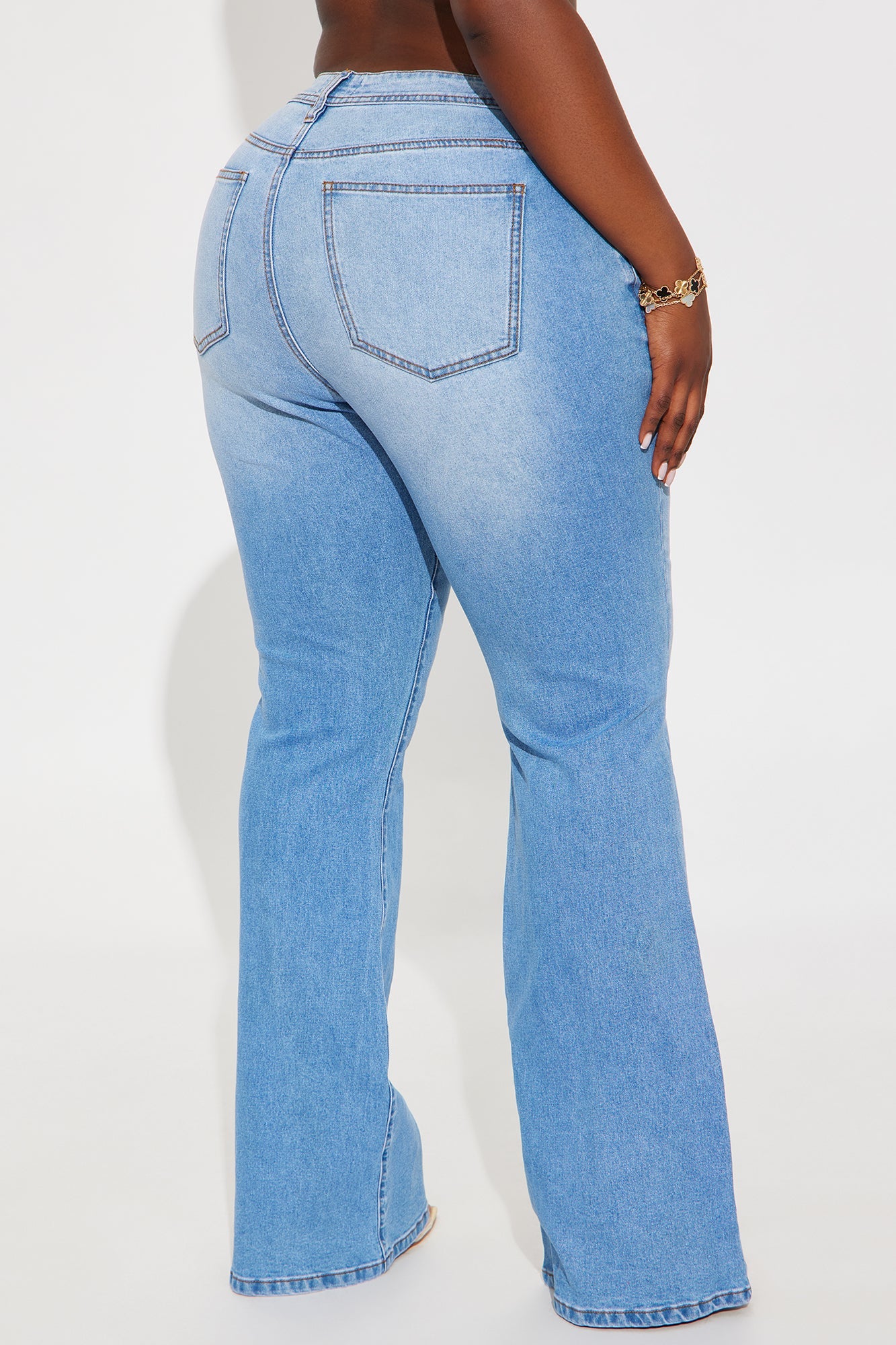 Hold You In Stretch Bootcut Jeans - Medium Wash