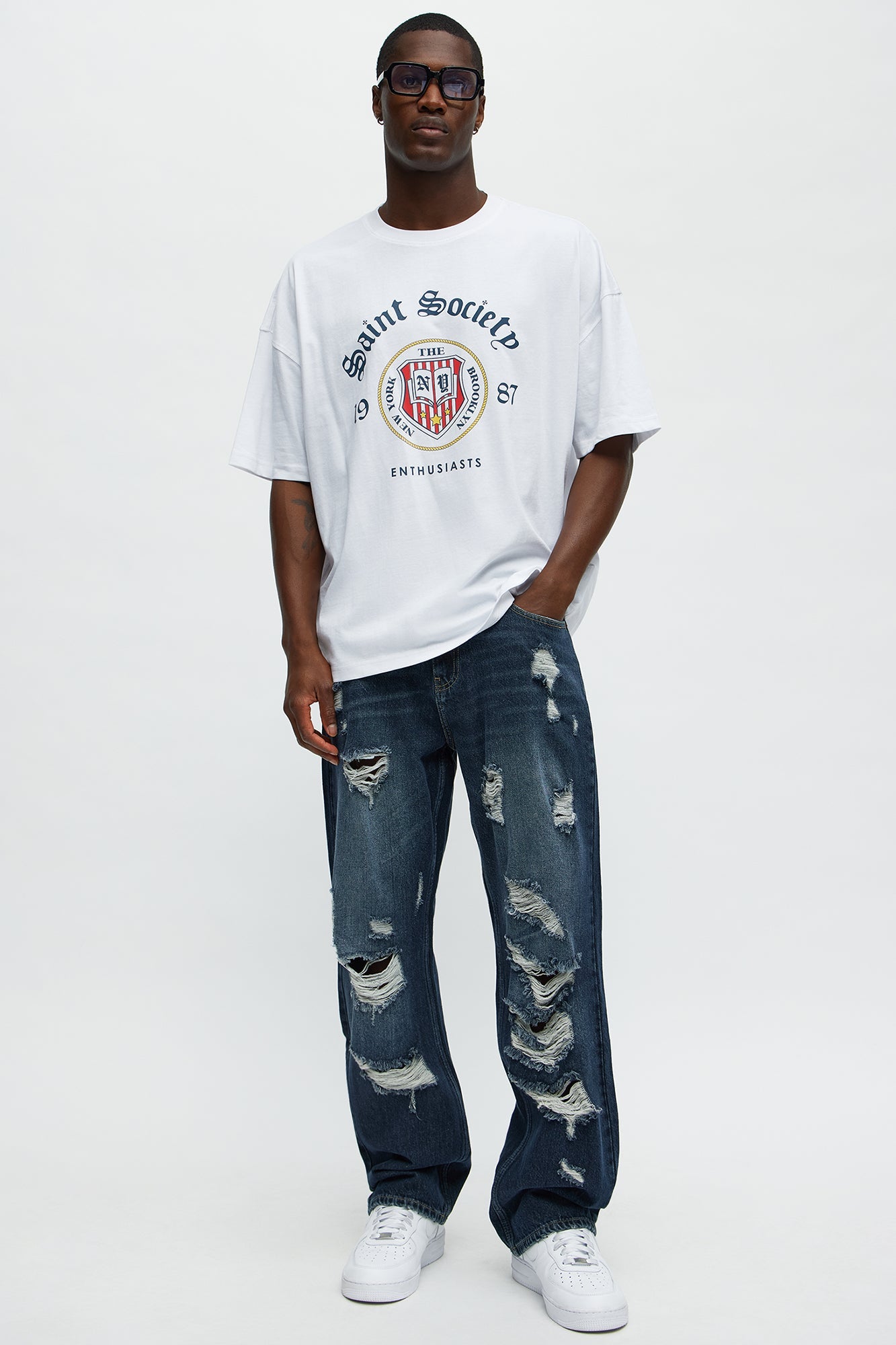 Breezy Distressed Straight Jeans - Dark Wash