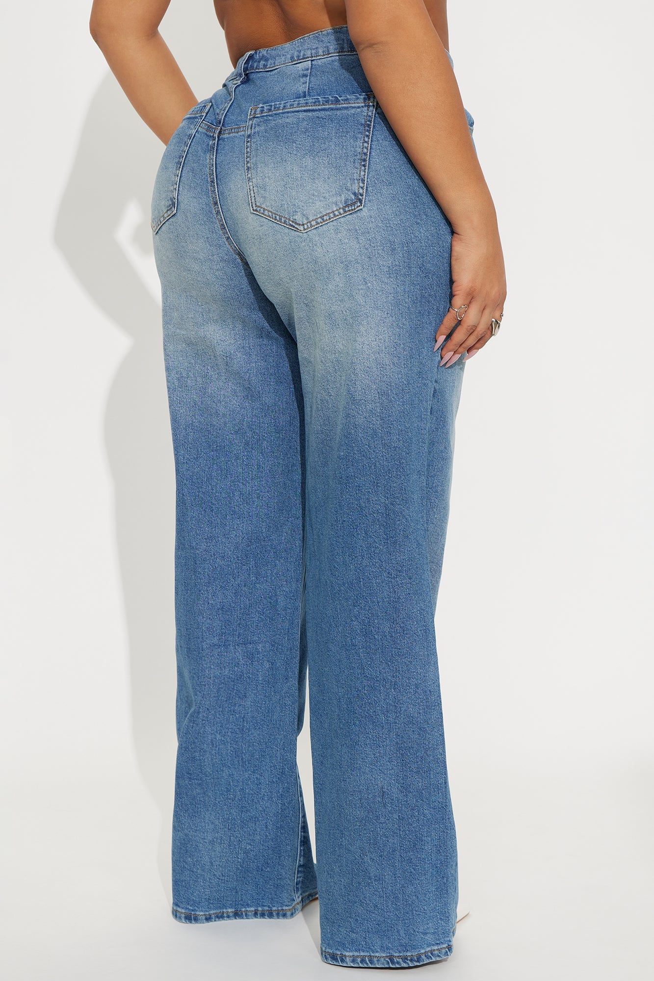 Favorite Classic Wide Leg Jeans - Medium Wash