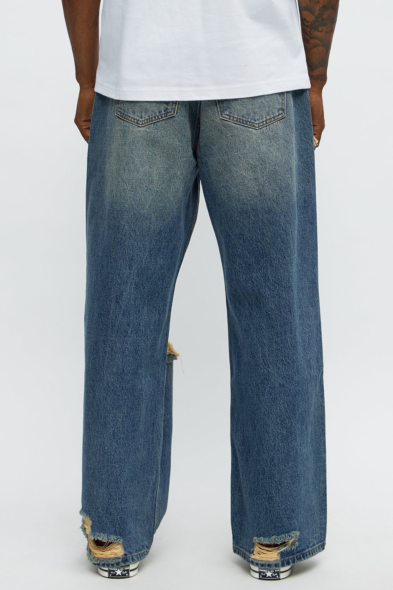 Baggy Destroyed Jeans - Dark Wash