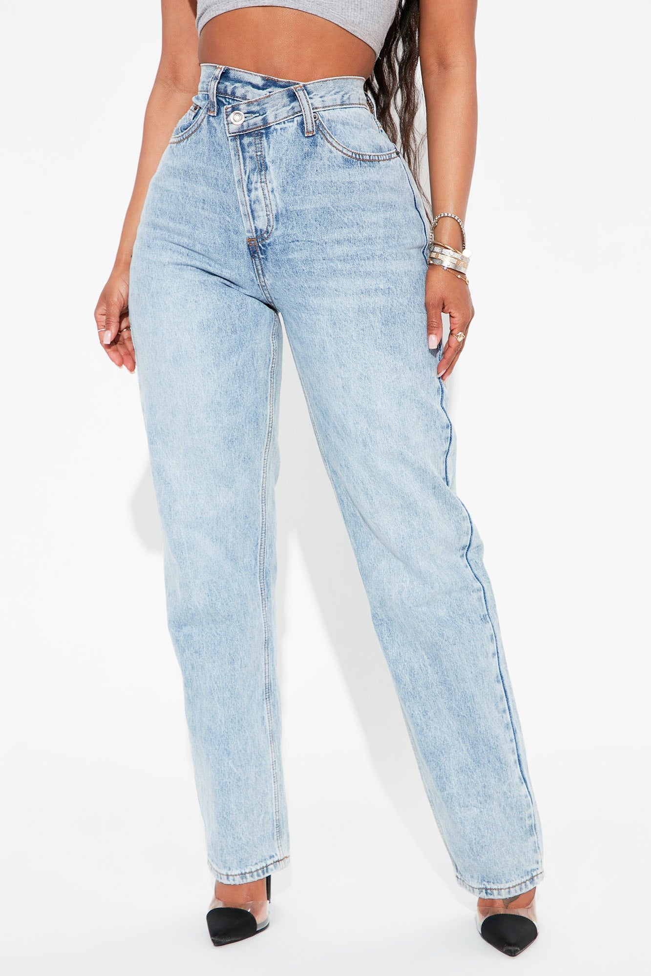 Crossover Straight Leg Jeans - Light Blue Wash
