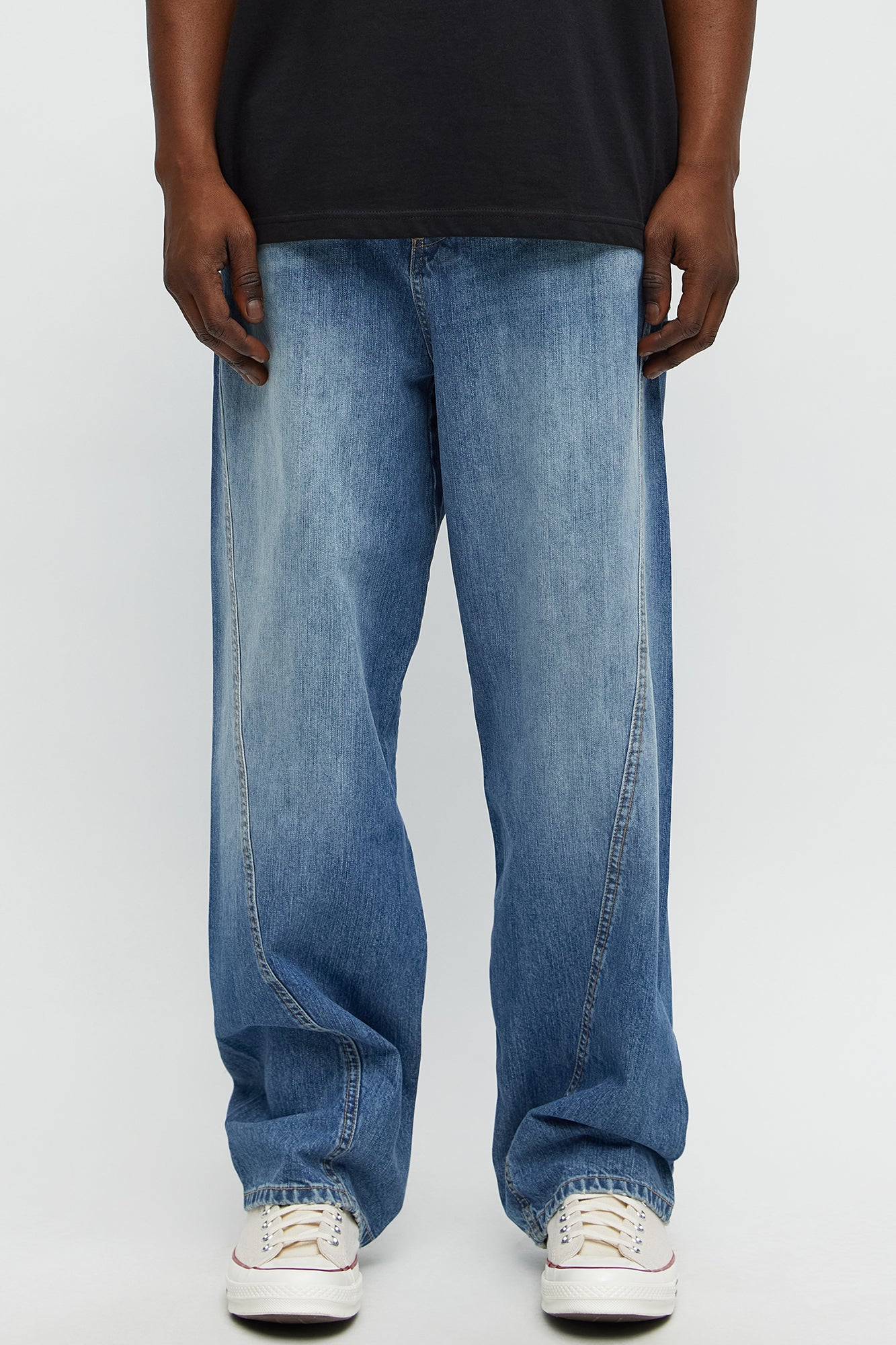 Chatsworth Twisted Seam Baggy Jeans - Medium Blue Wash