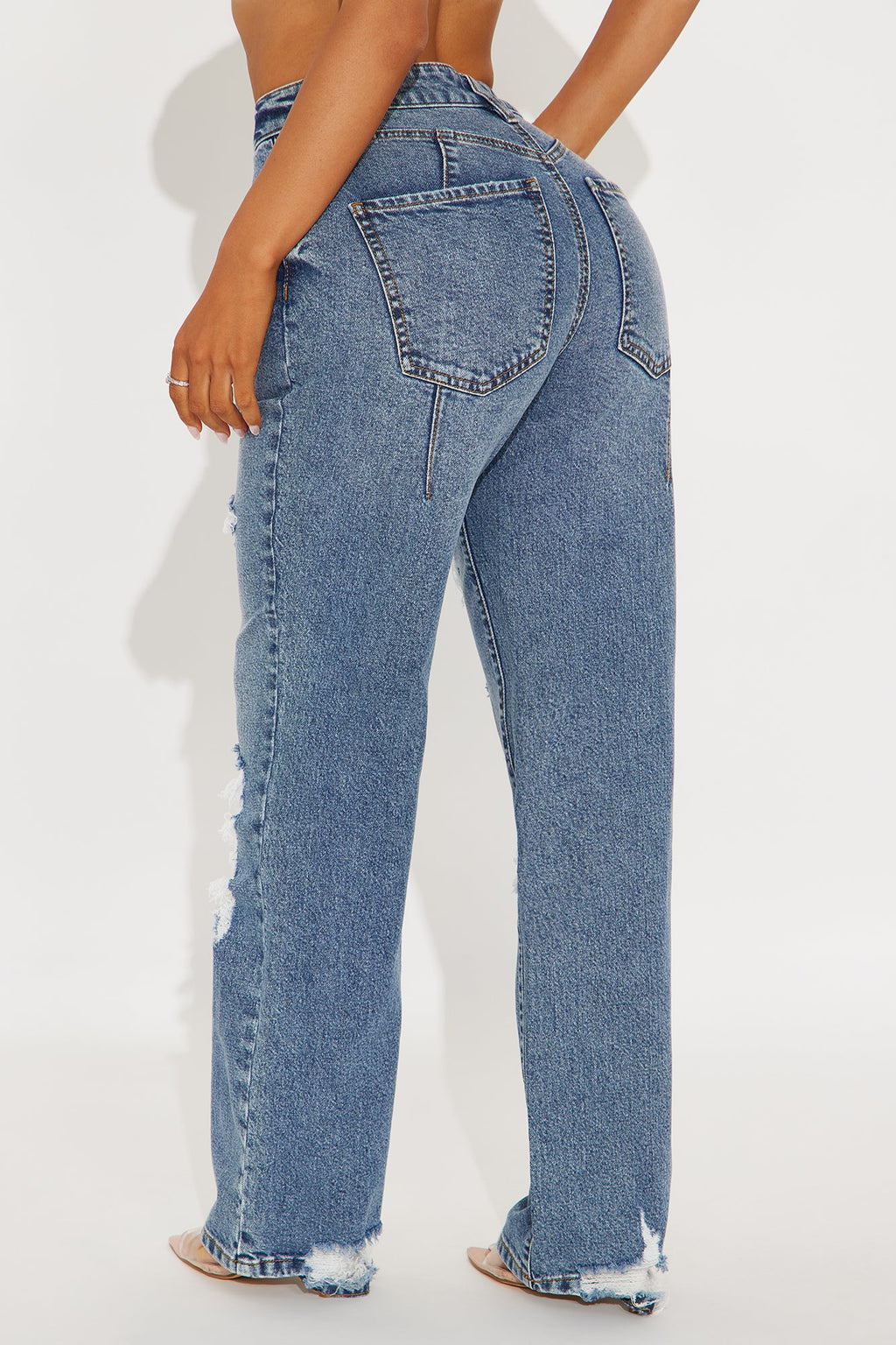 Petite Posted Stretch Ripped Straight Leg Jeans - Medium Wash
