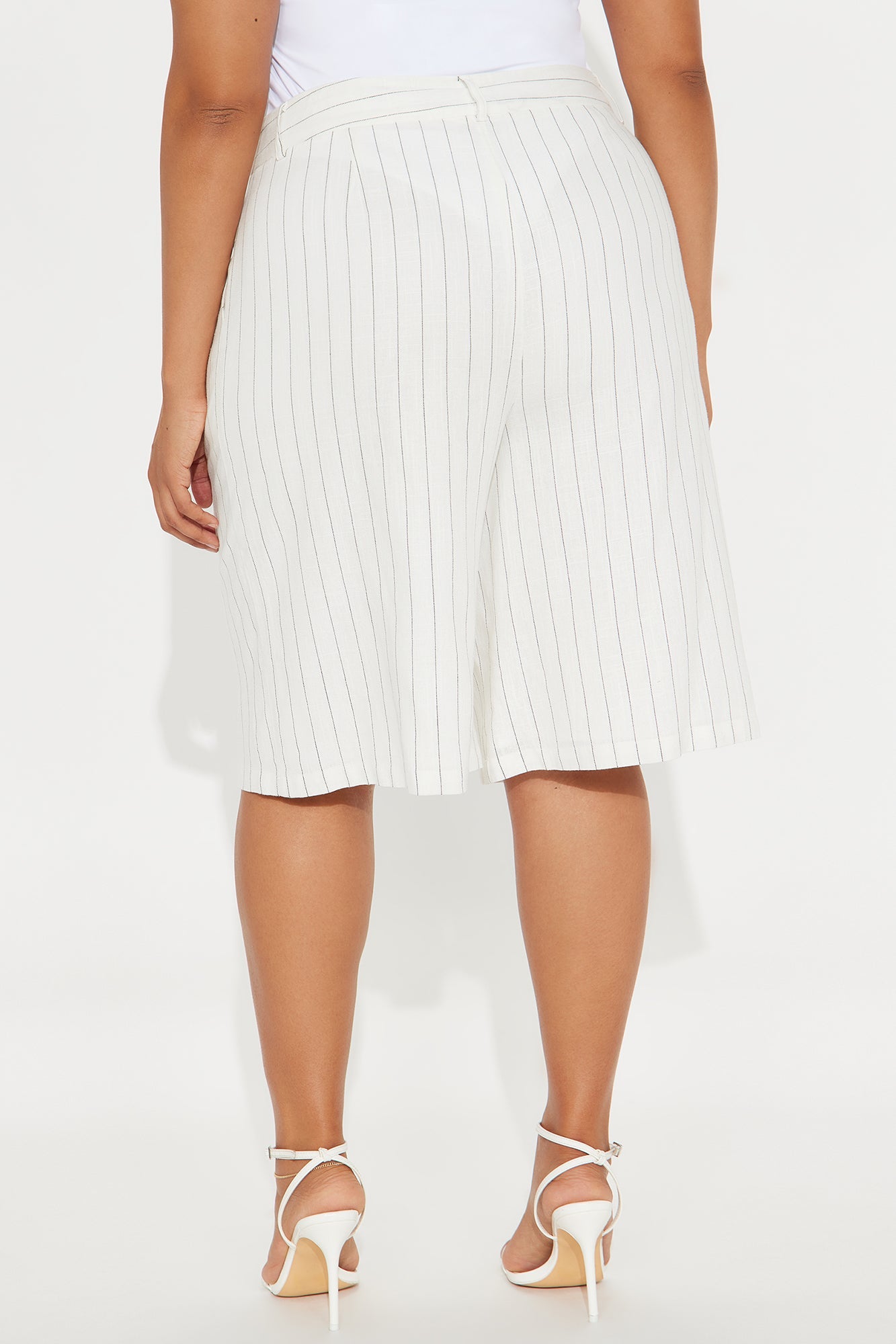 Penelope Pinstripe Linen Trouser Short - White