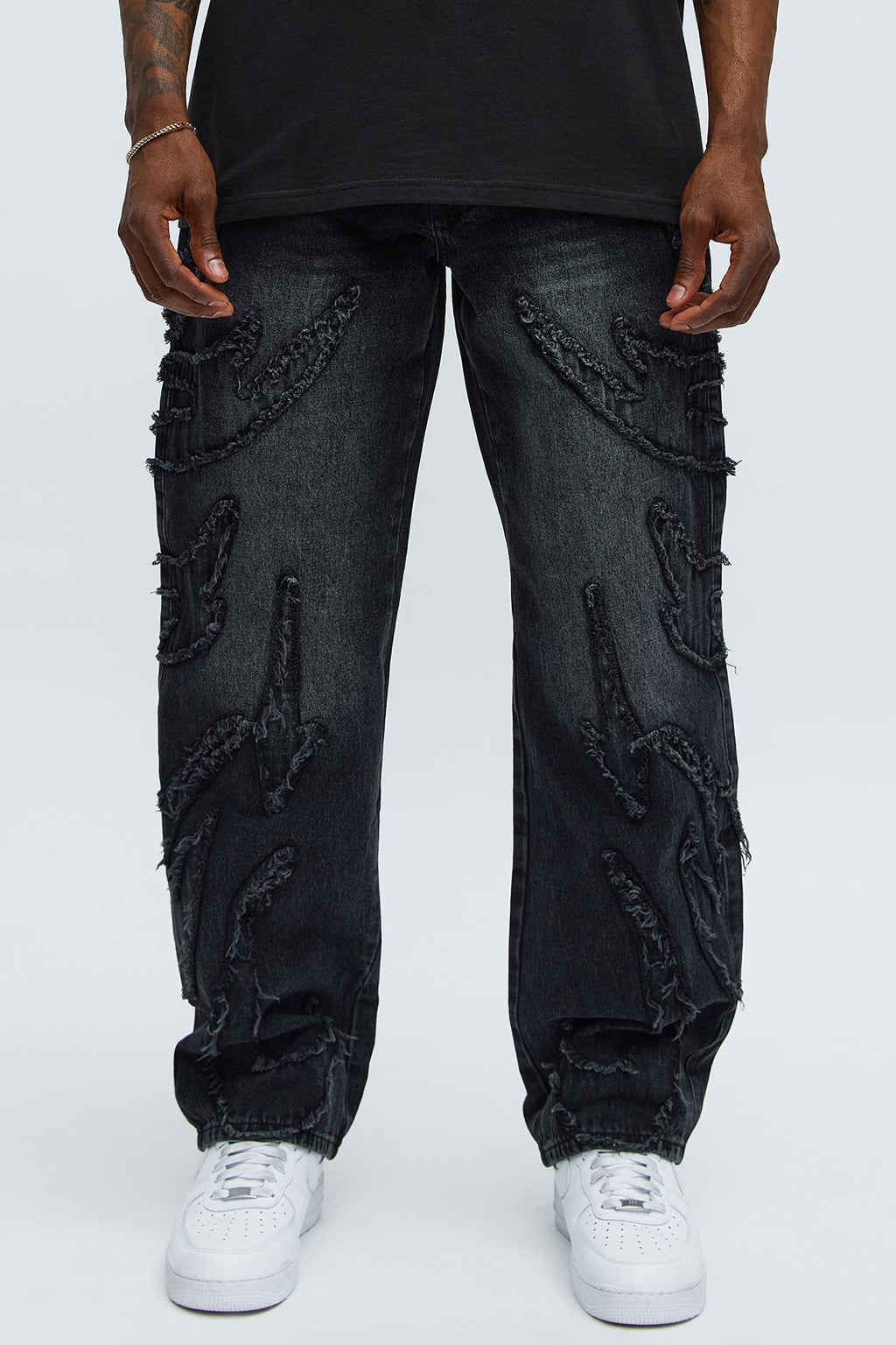 Relaxed Straight Rugged Fray Jeans - Black Wash