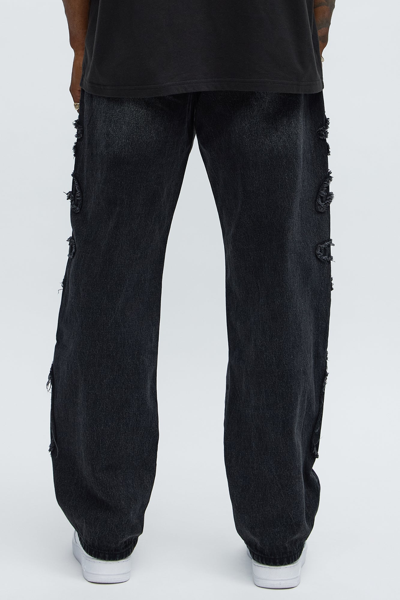 Relaxed Straight Rugged Fray Jeans - Black Wash