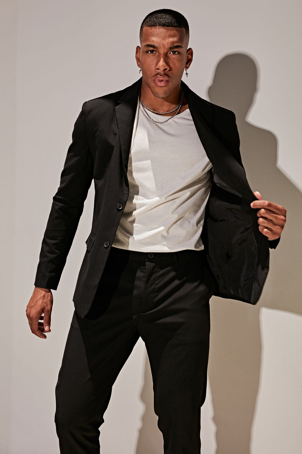 The Modern Stretch Suit Jacket - Black