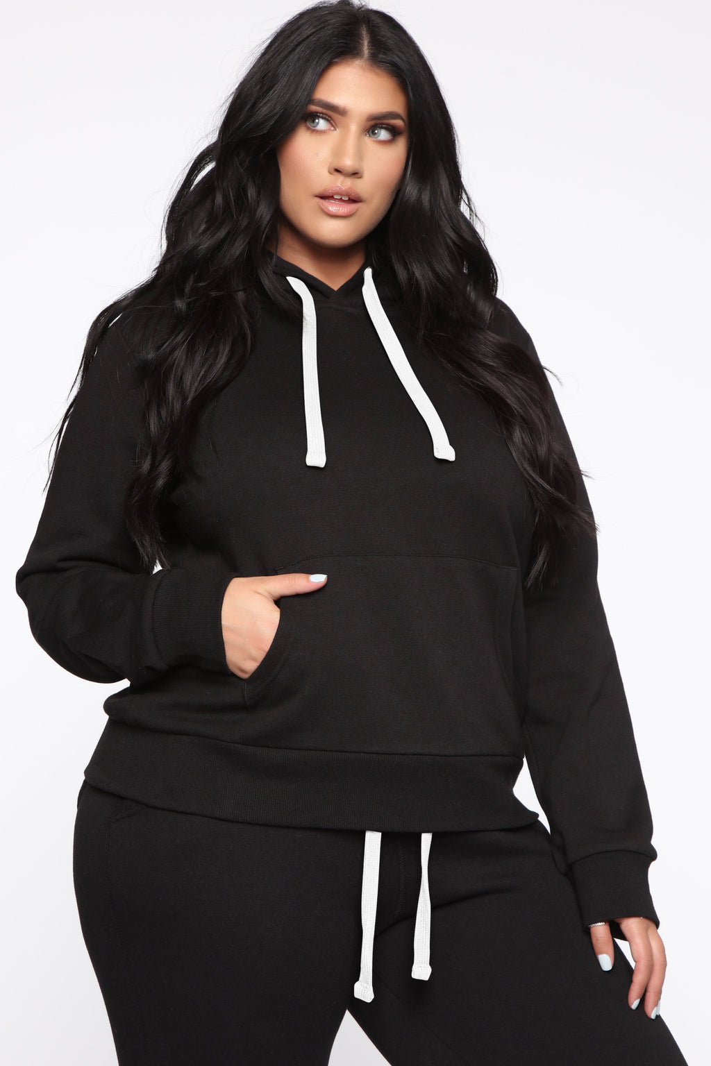 Relaxed Vibe Solid Hoodie - Black