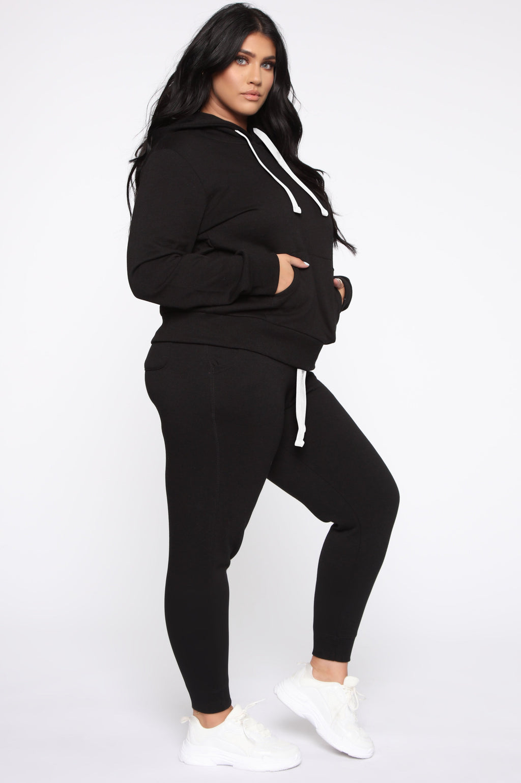 Relaxed Vibe Solid Hoodie - Black