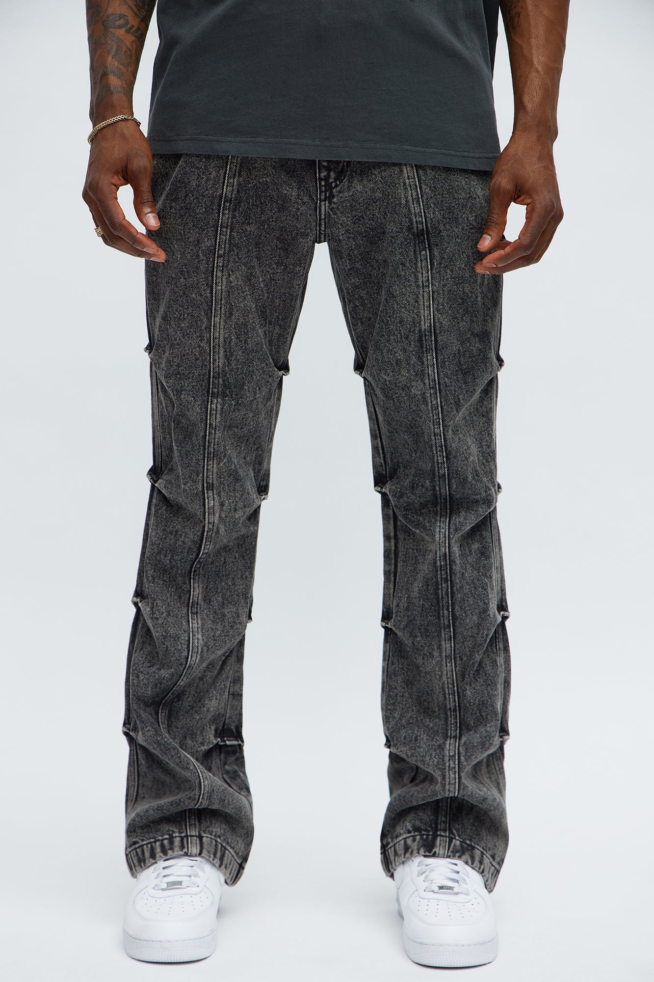 Stacked Slim Flare Gathered Jeans - Black Wash