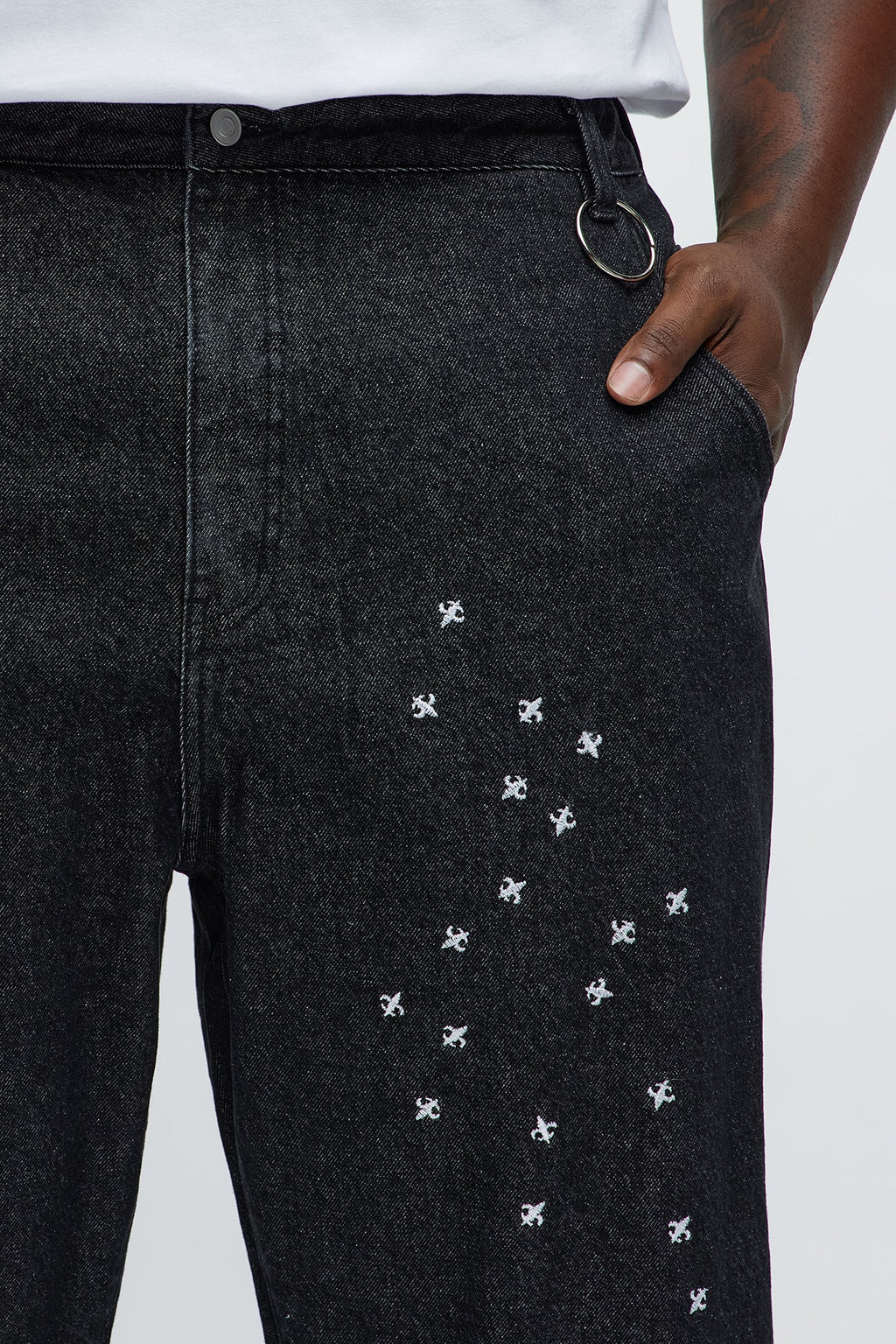 Baggy Embroidered Crosses Jeans - Black