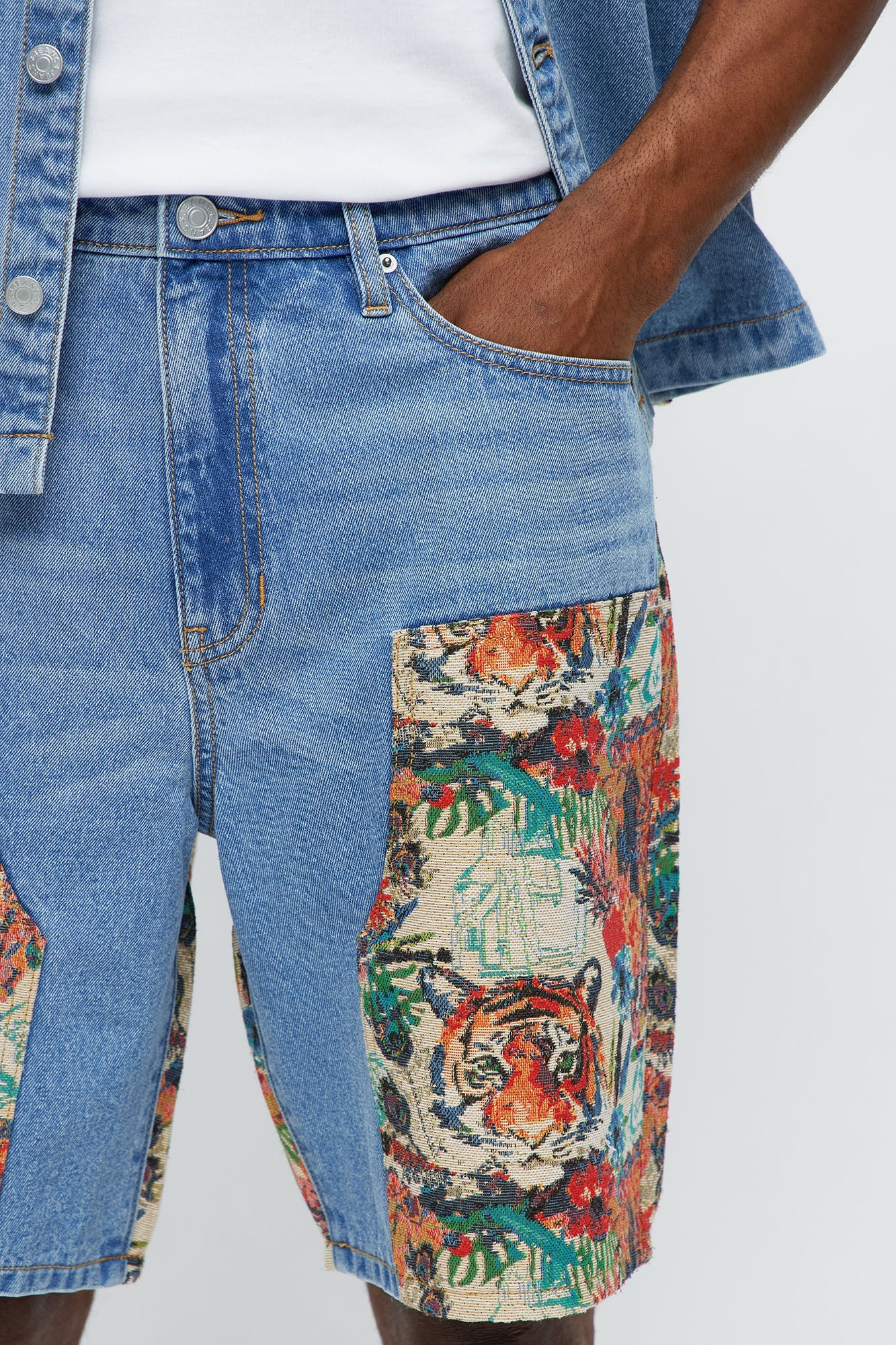 Relaxed Ansel Tapestry Carpenter Denim Shorts  - Blue/combo