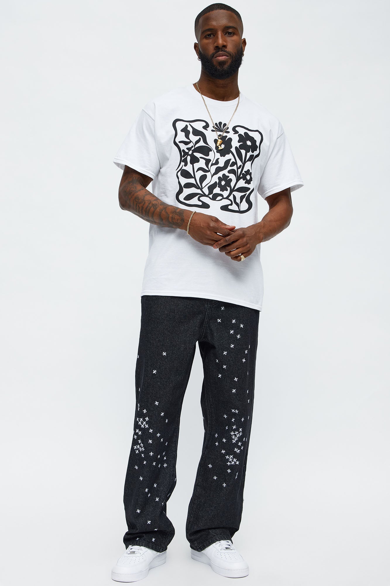 Baggy Embroidered Crosses Jeans - Black