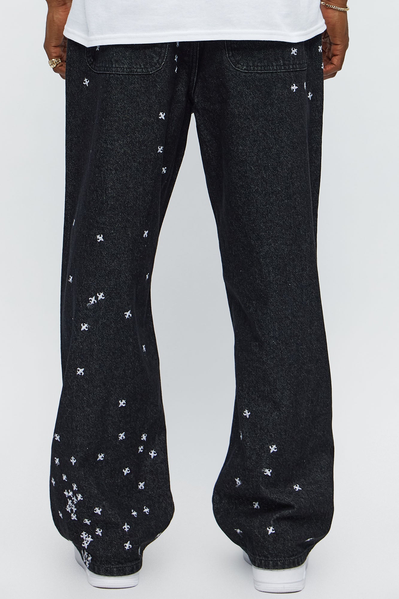 Baggy Embroidered Crosses Jeans - Black
