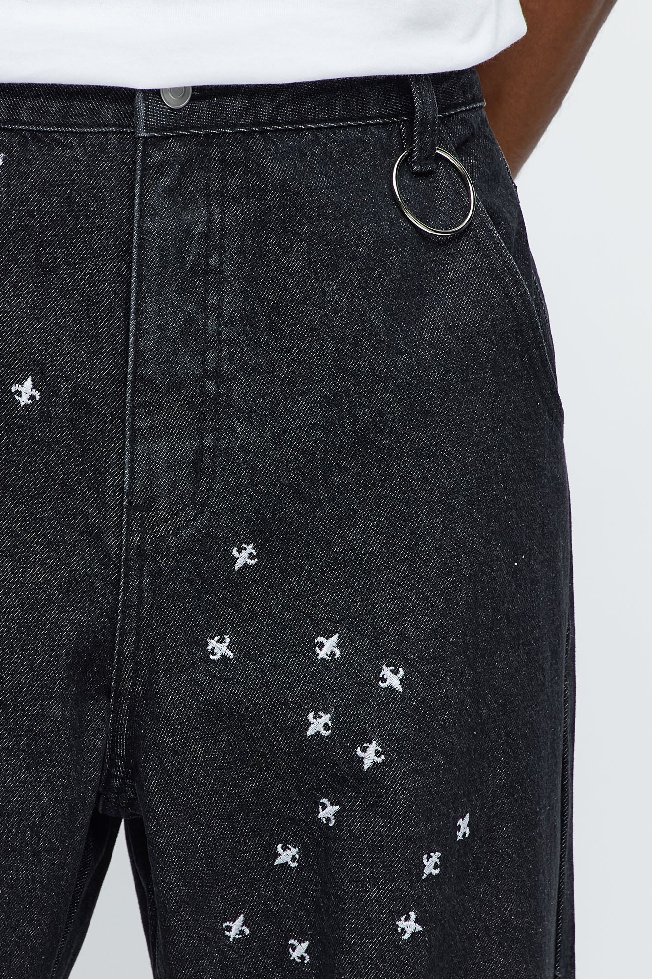 Baggy Embroidered Crosses Jeans - Black