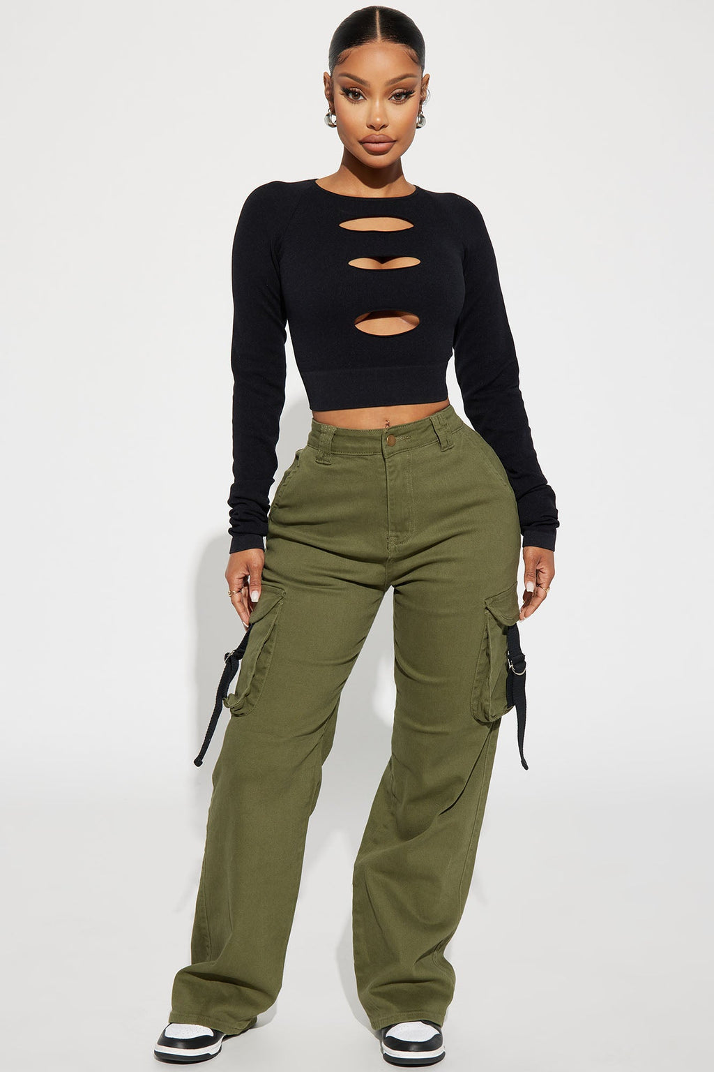 I'm The Topic Crop Top - Black