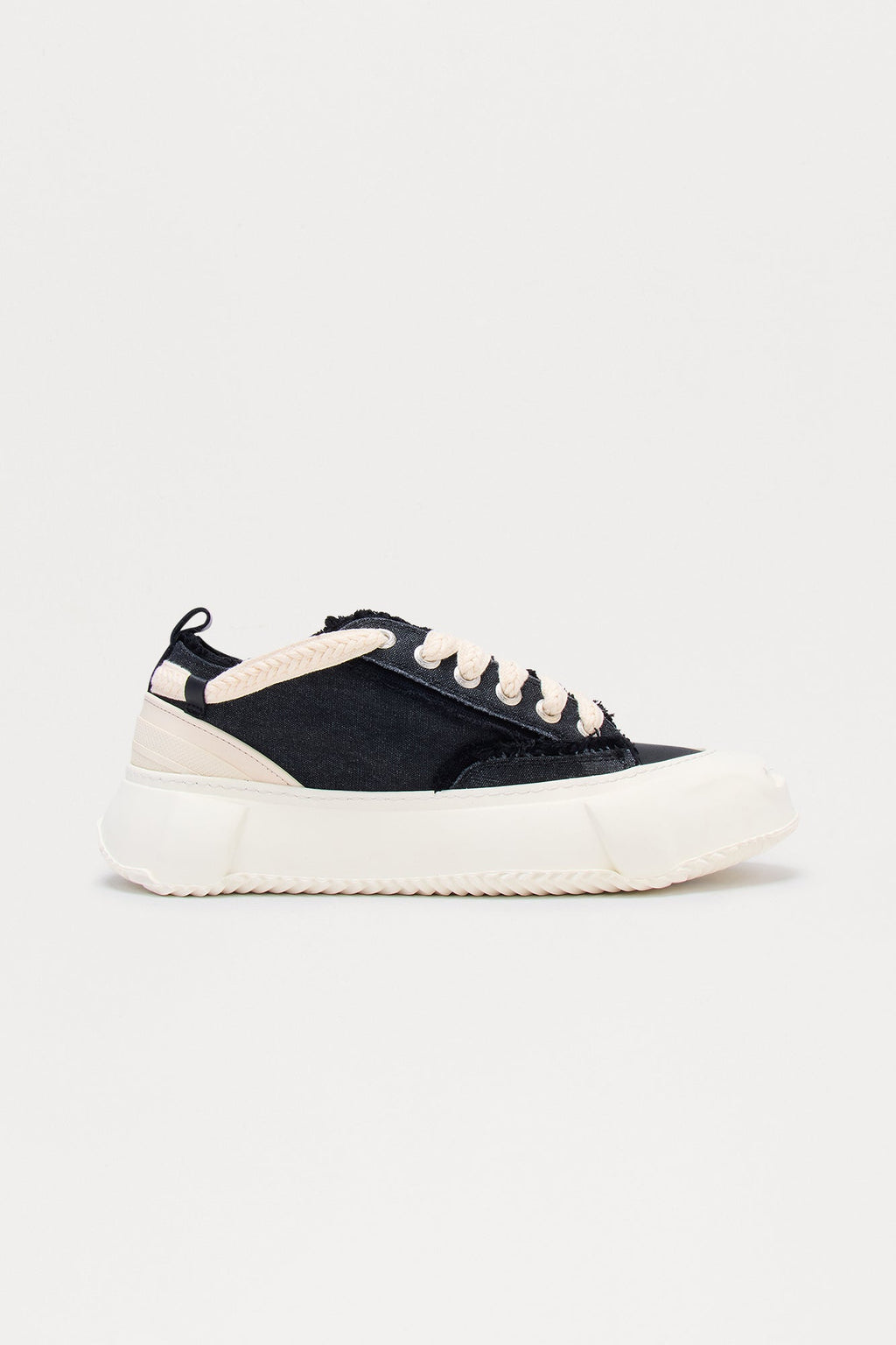 Bold Step Canvas Chunky Low Sneaker - Black/White