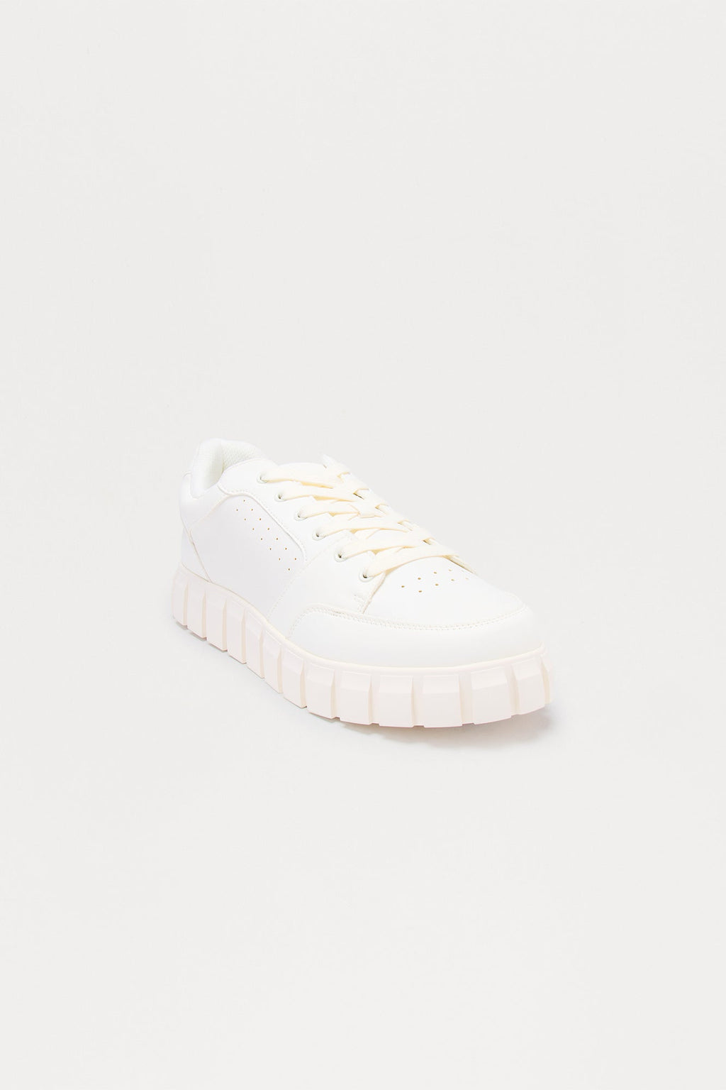 Casual Edge Chunky Low Sneaker - White