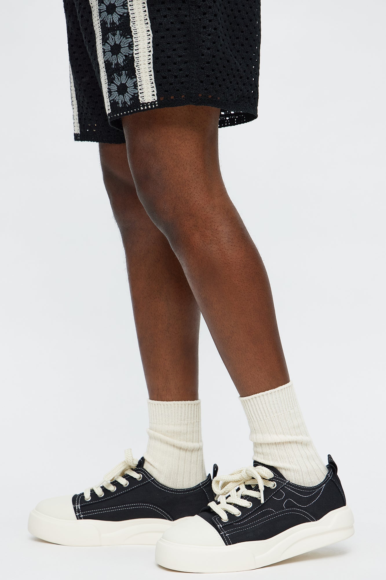 City Stride Canvas Chunky Low Sneaker - Black/White